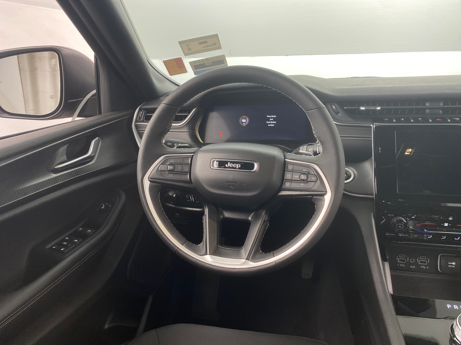 Thumbnail: 2024 Jeep Grand Cherokee L - 5