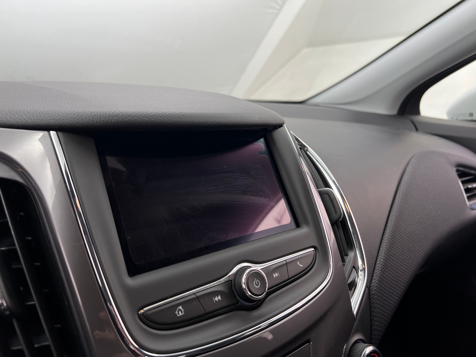 Thumbnail: 2019 Chevrolet Cruze - 4