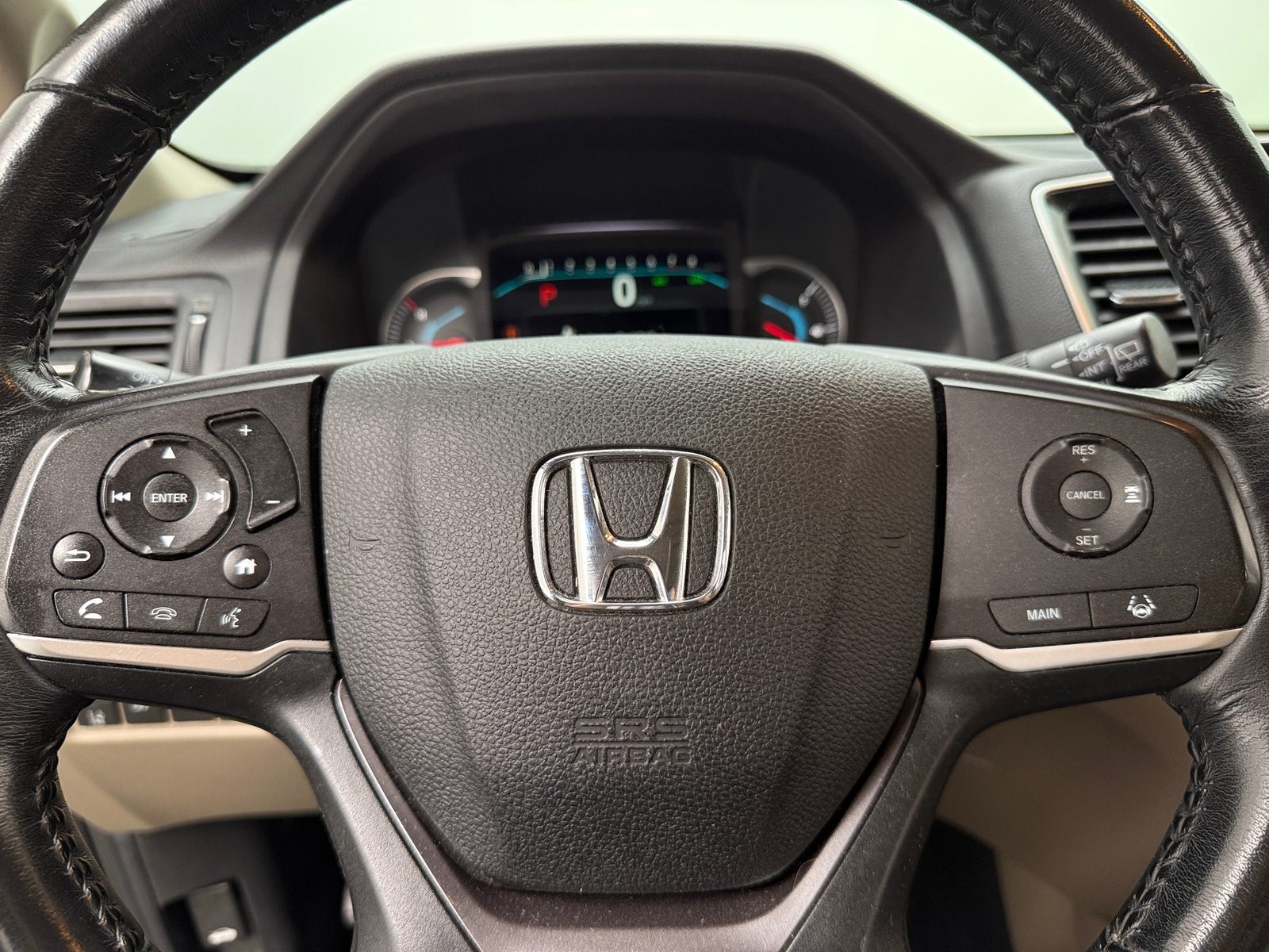 Thumbnail: 2019 Honda Pilot - 4