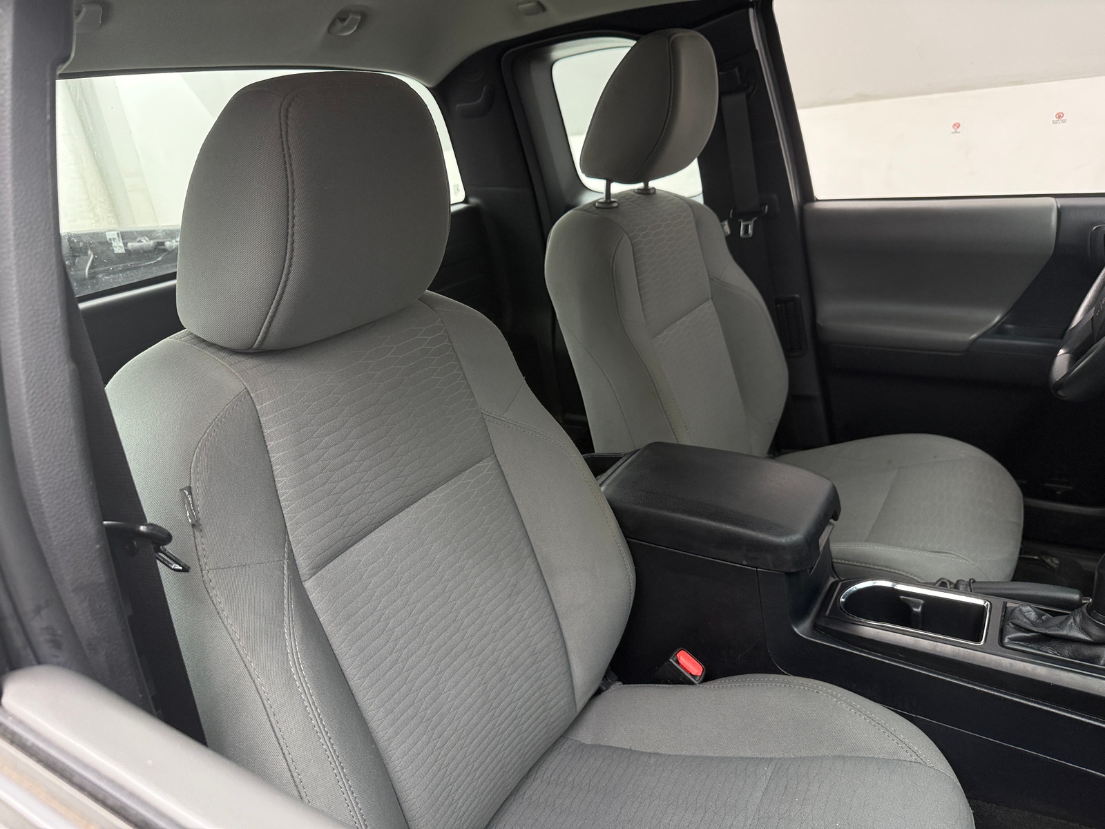 Thumbnail: 2016 Toyota Tacoma - 2
