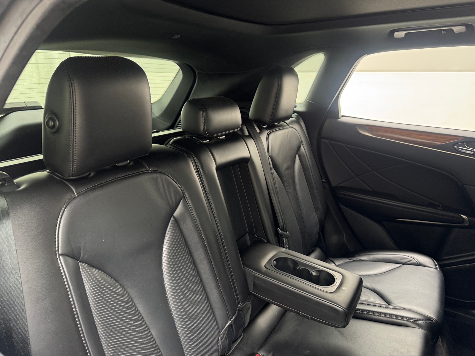 Thumbnail: 2017 Lincoln MKC - 5