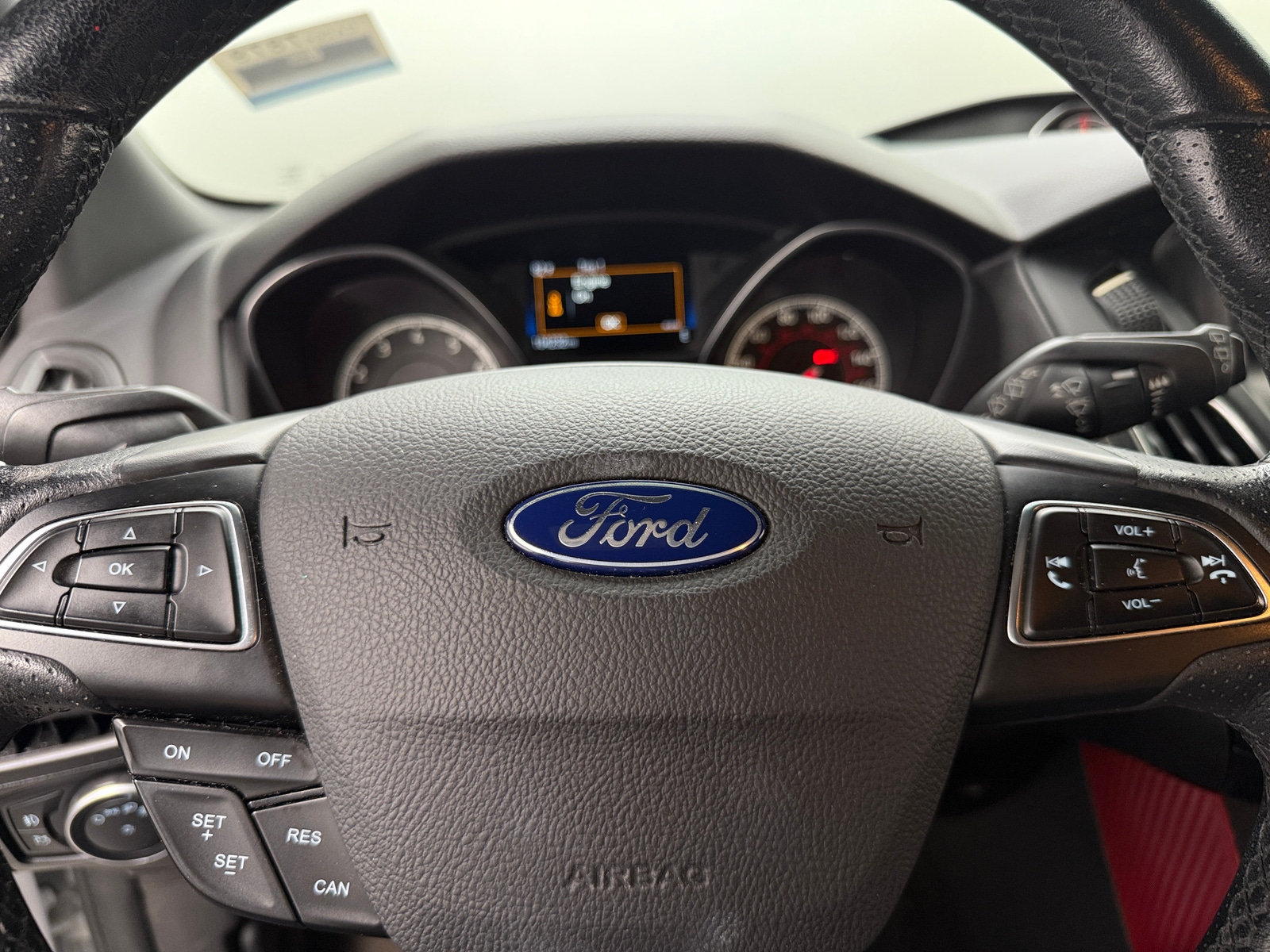 Thumbnail: 2017 Ford Focus - 5