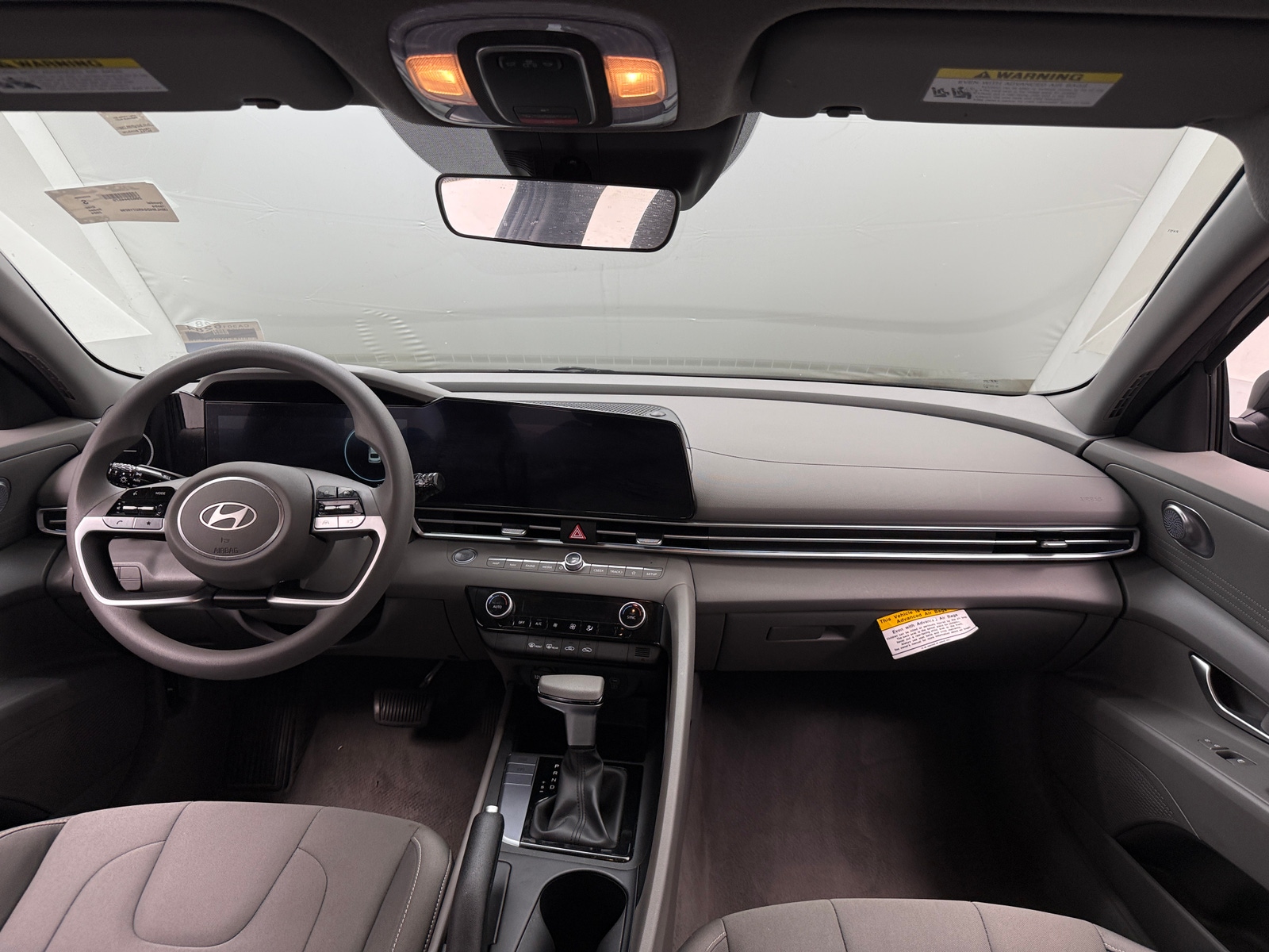 Thumbnail: 2024 Hyundai Elantra - 3