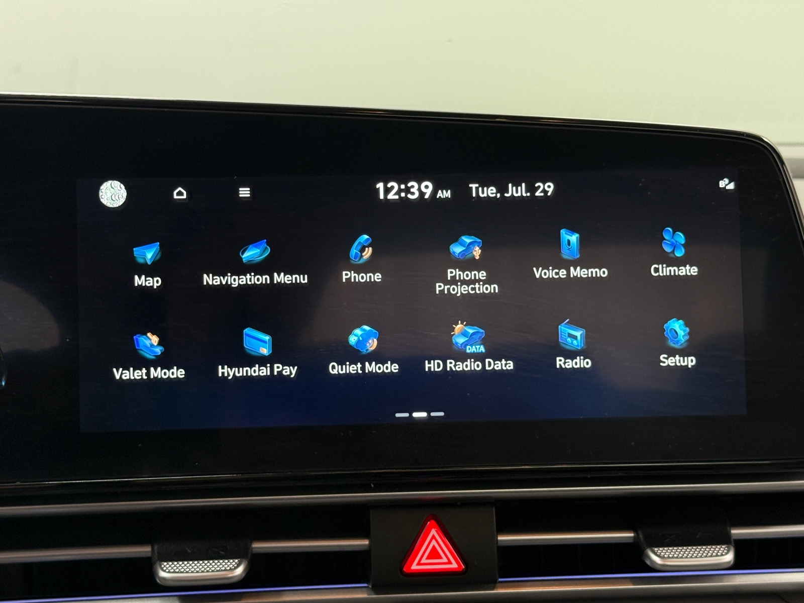 Thumbnail: 2024 Hyundai Elantra - 4