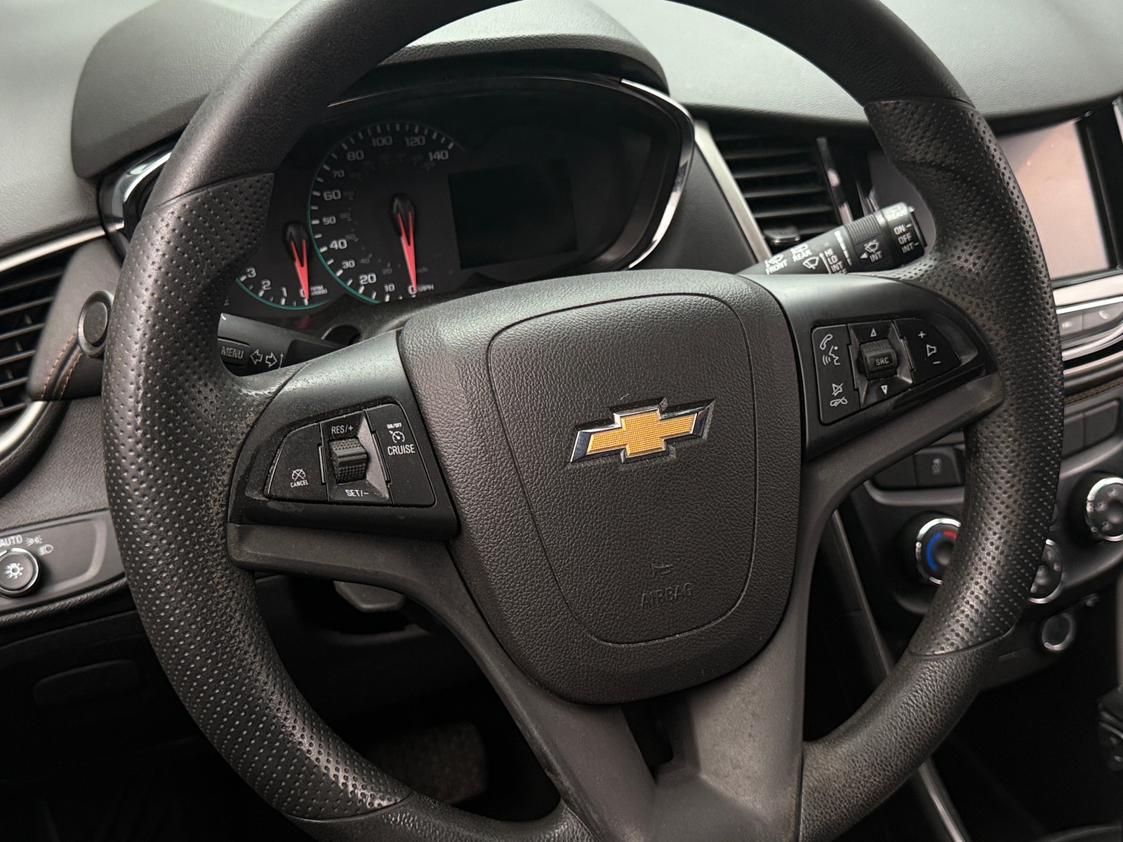 Thumbnail: 2020 Chevrolet Trax - 5