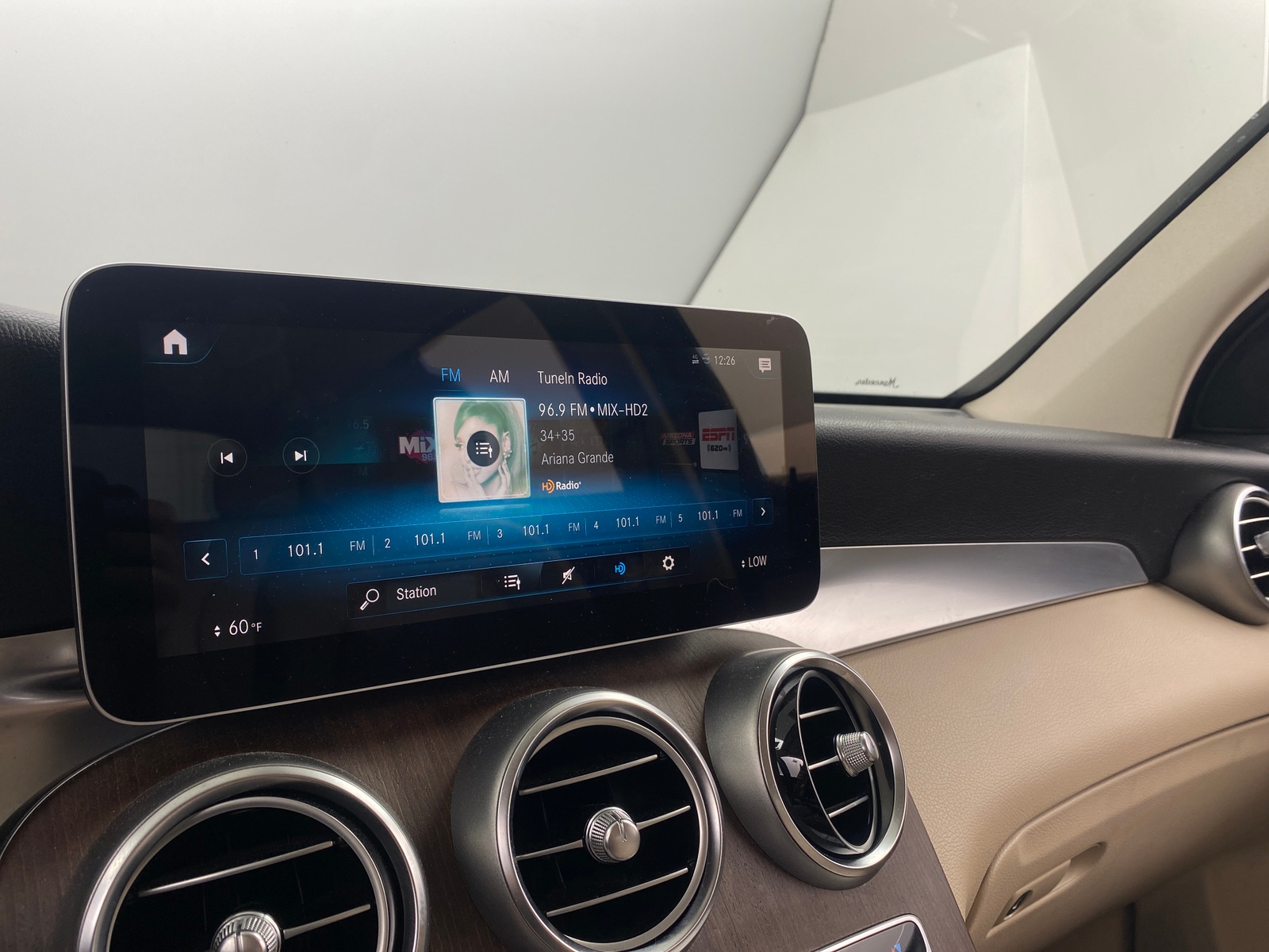 Thumbnail: 2020 Mercedes-Benz GLC - 3