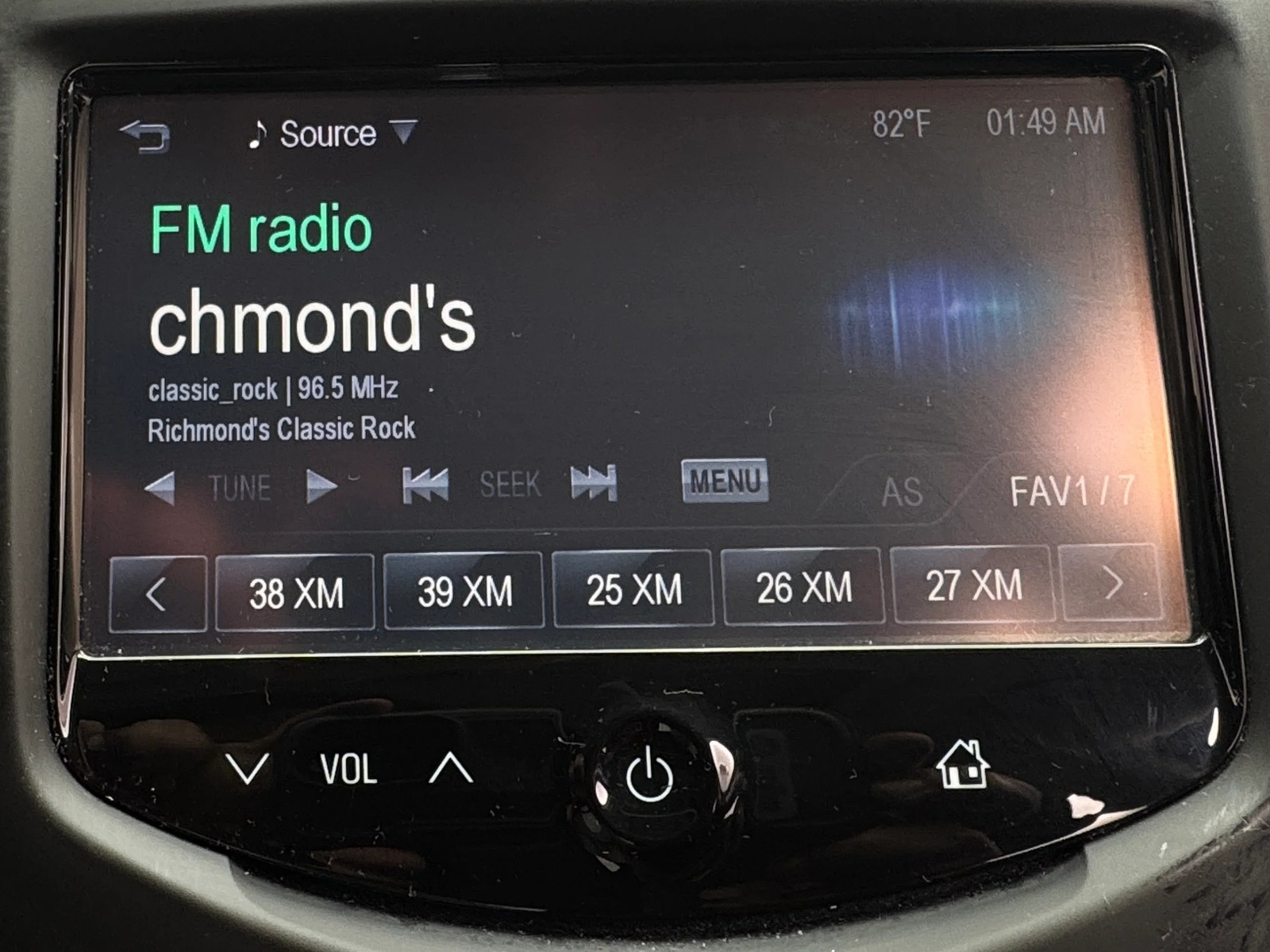 Thumbnail: 2015 Chevrolet Trax - 4