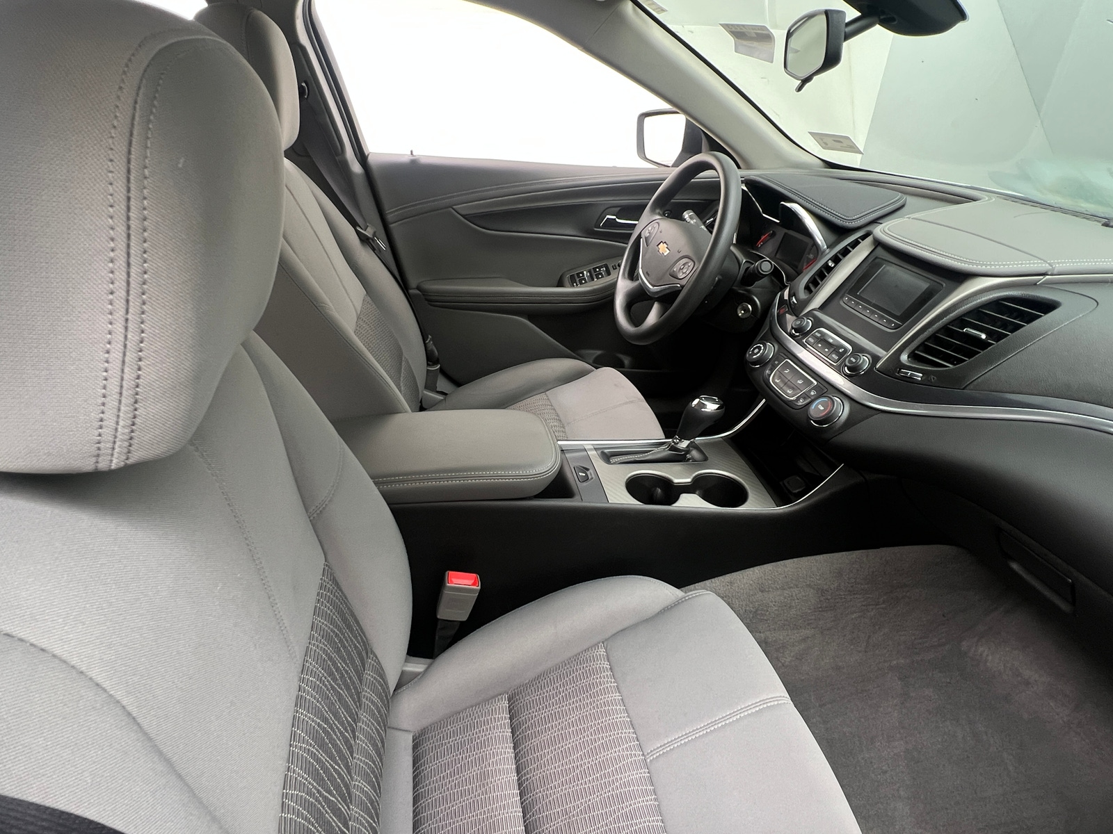 Thumbnail: 2017 Chevrolet Impala - 2