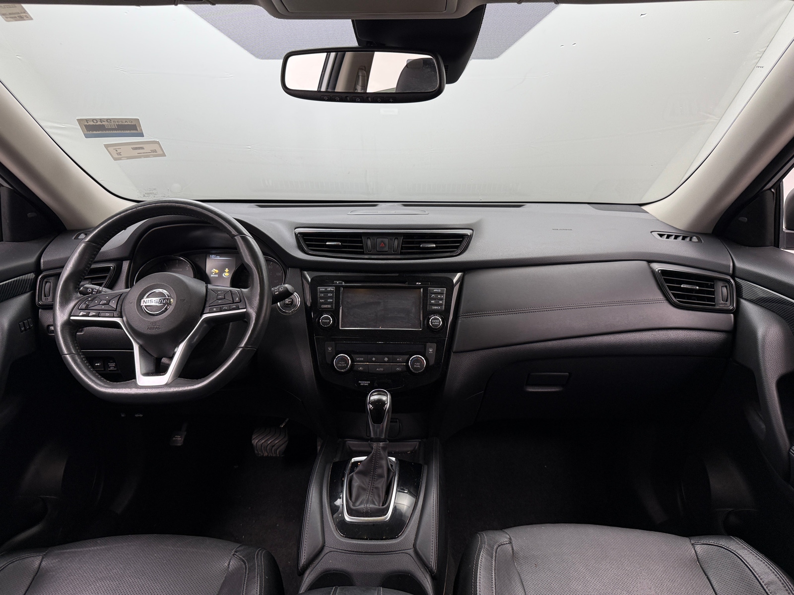 Thumbnail: 2017 Nissan Rogue - 2