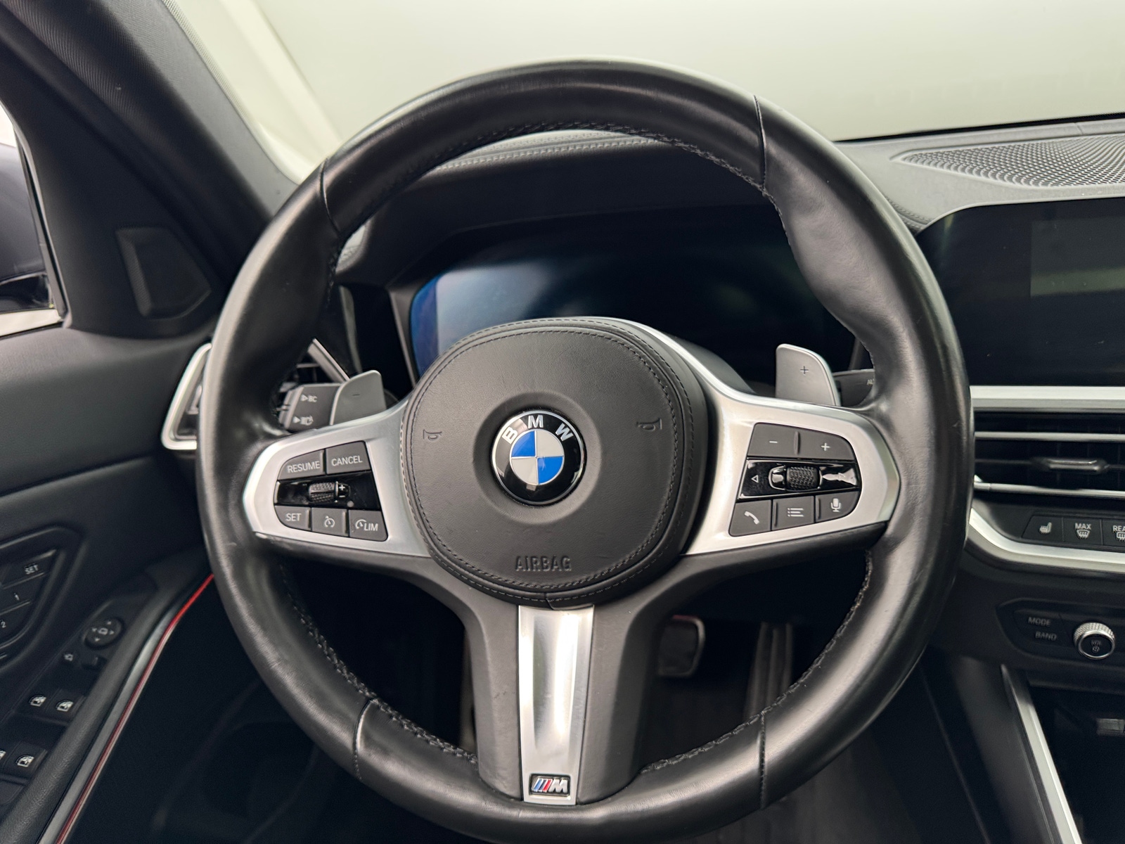 Thumbnail: 2021 BMW 3 Series - 4