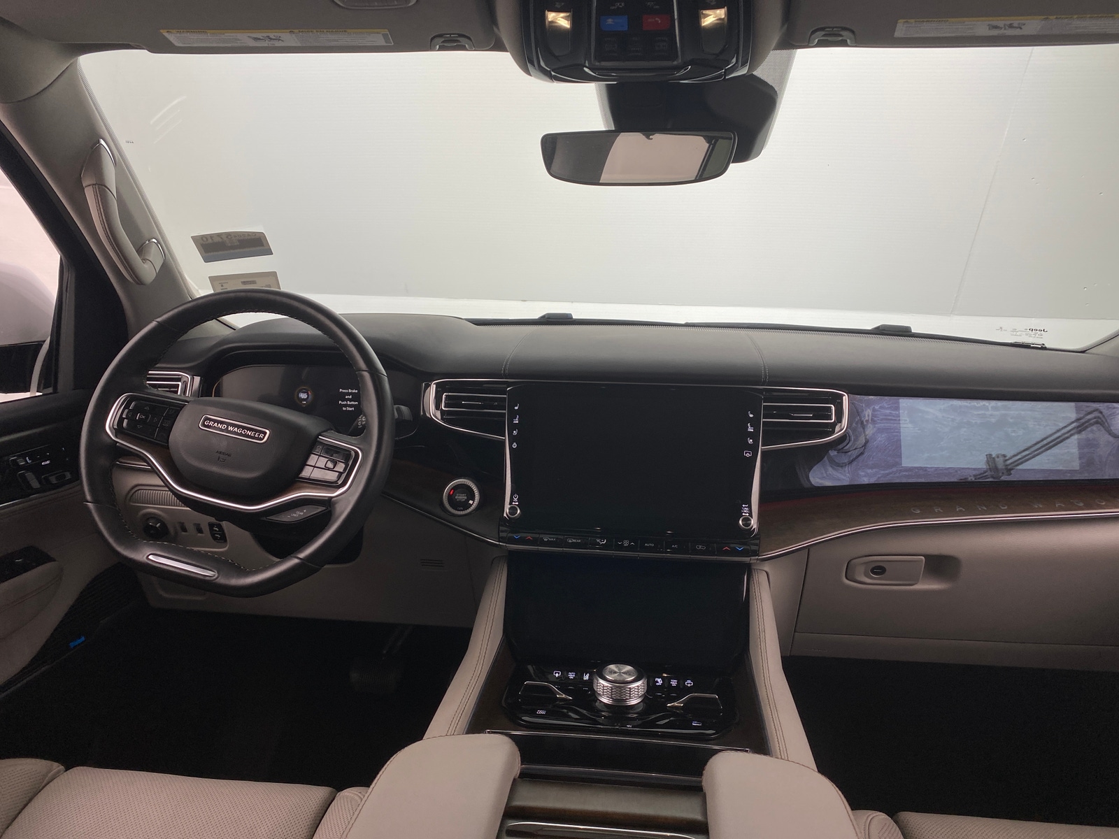 Thumbnail: 2022 Jeep Grand Wagoneer - 2