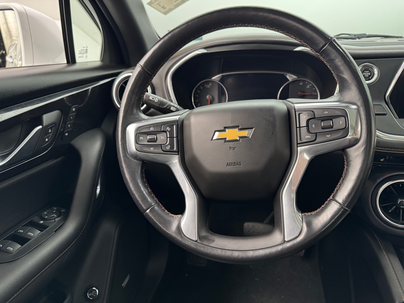 Thumbnail: 2019 Chevrolet Blazer - 4