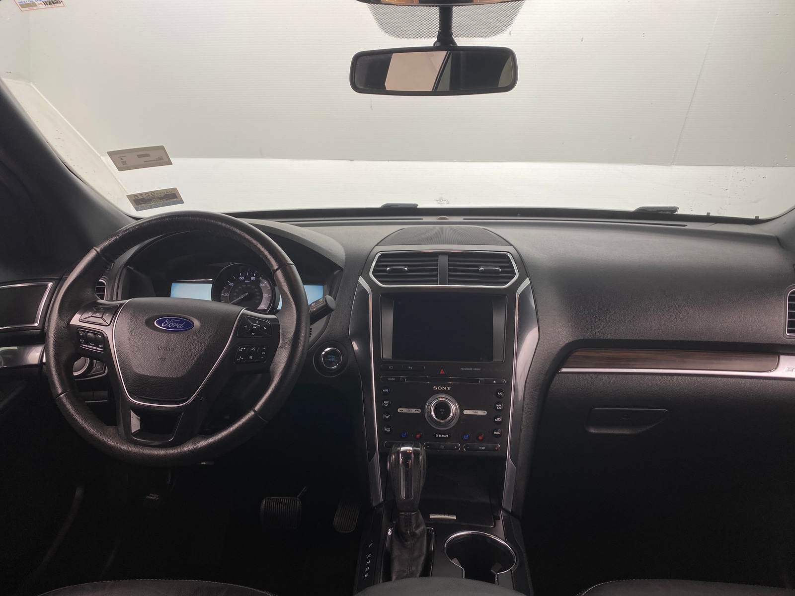 Thumbnail: 2018 Ford Explorer - 2