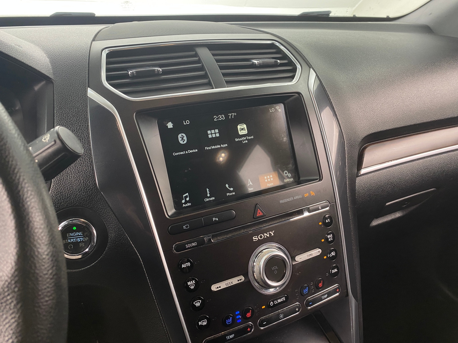 Thumbnail: 2018 Ford Explorer - 3