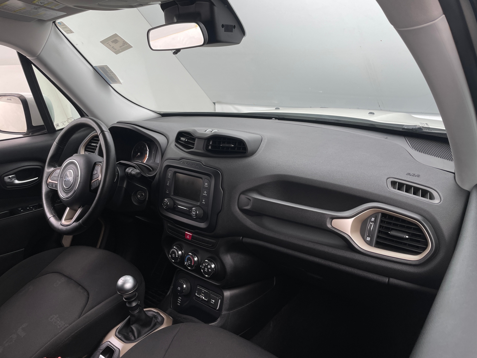 Thumbnail: 2015 Jeep Renegade - 3