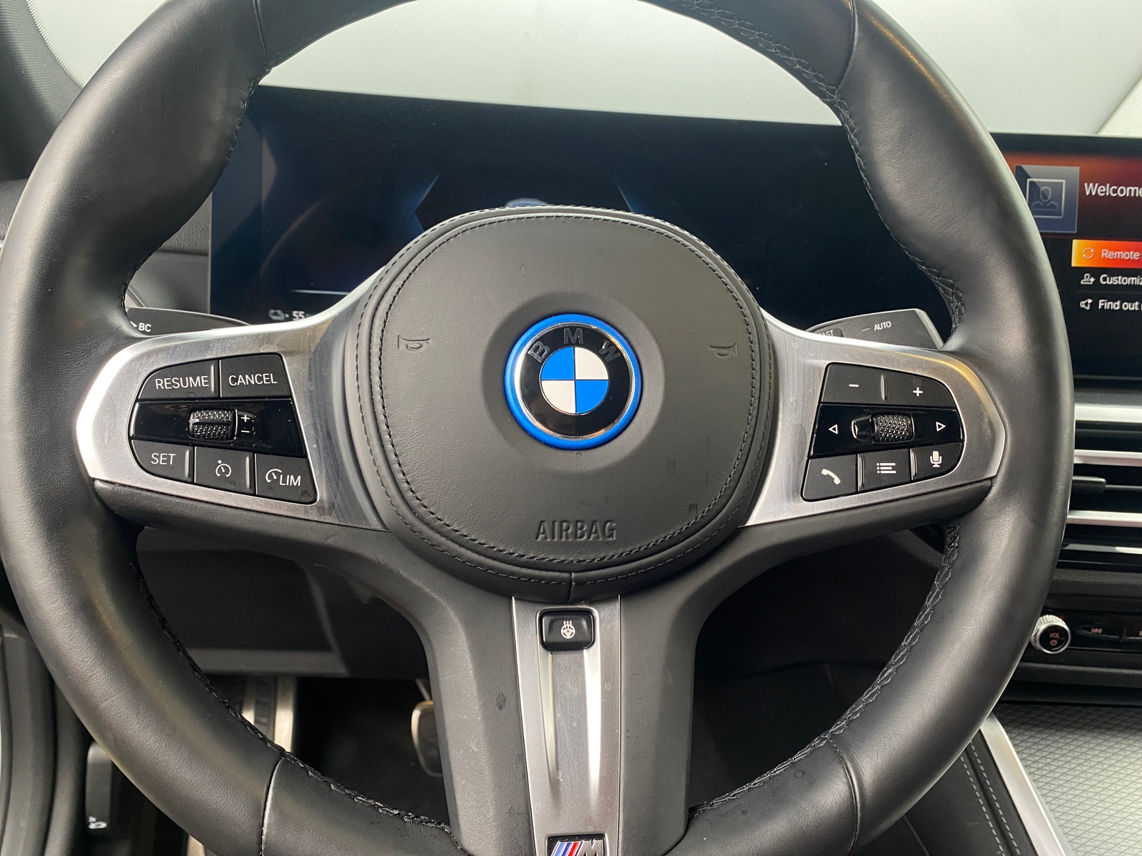 Thumbnail: 2023 BMW i4 - 3