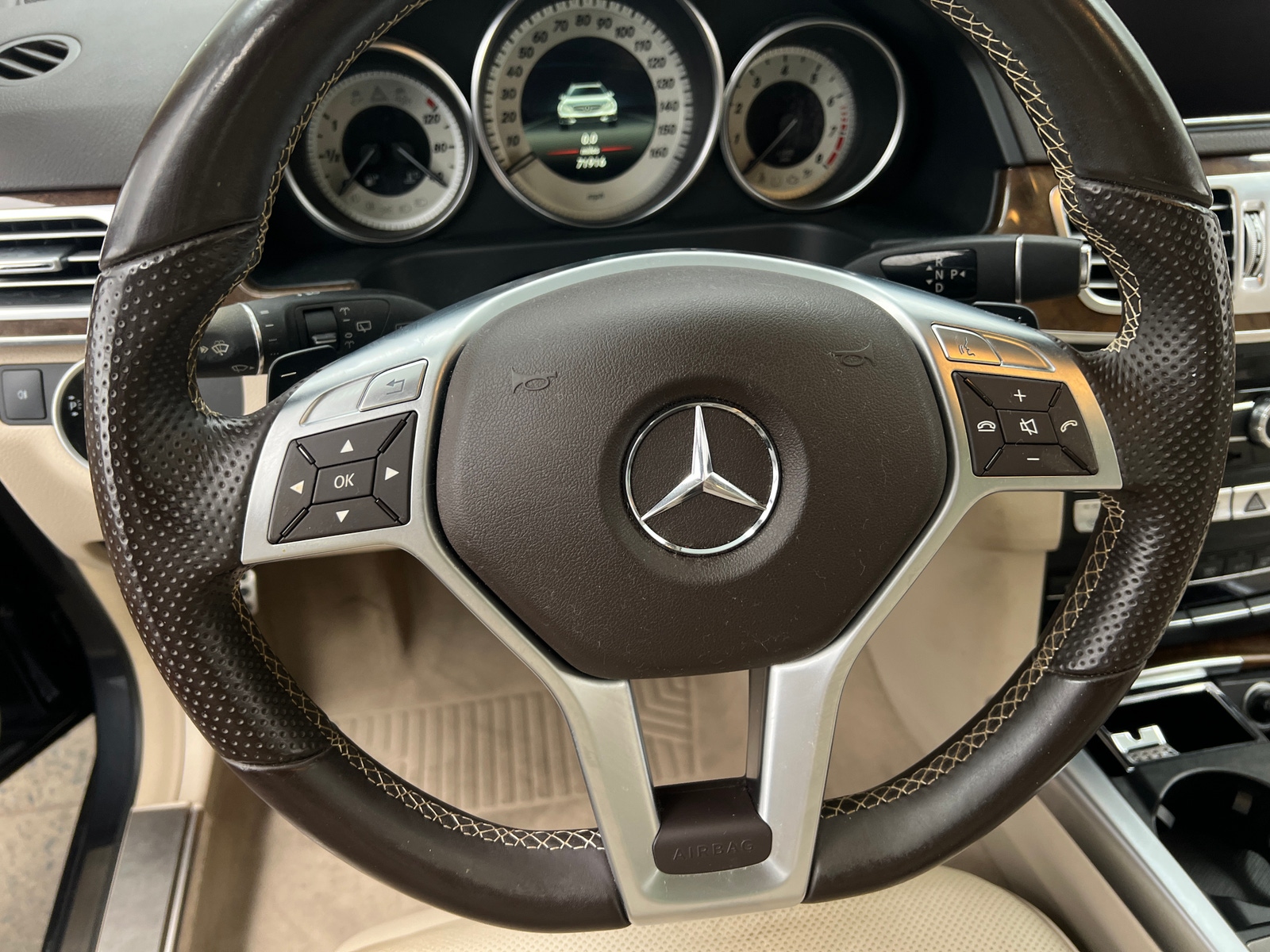 Thumbnail: 2015 Mercedes-Benz E-Class - 4