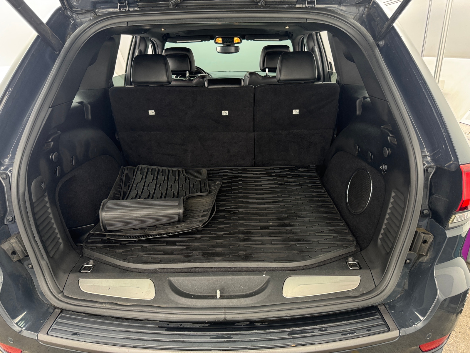 Thumbnail: 2018 Jeep Grand Cherokee - 7