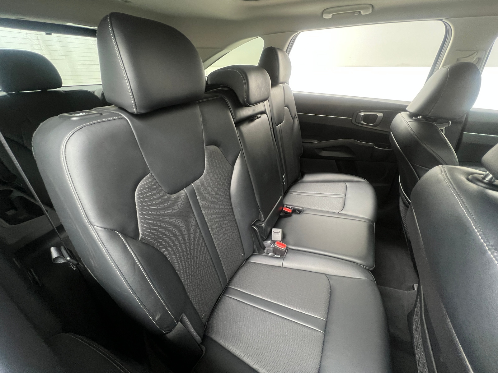 Thumbnail: 2021 Kia Sorento - 5