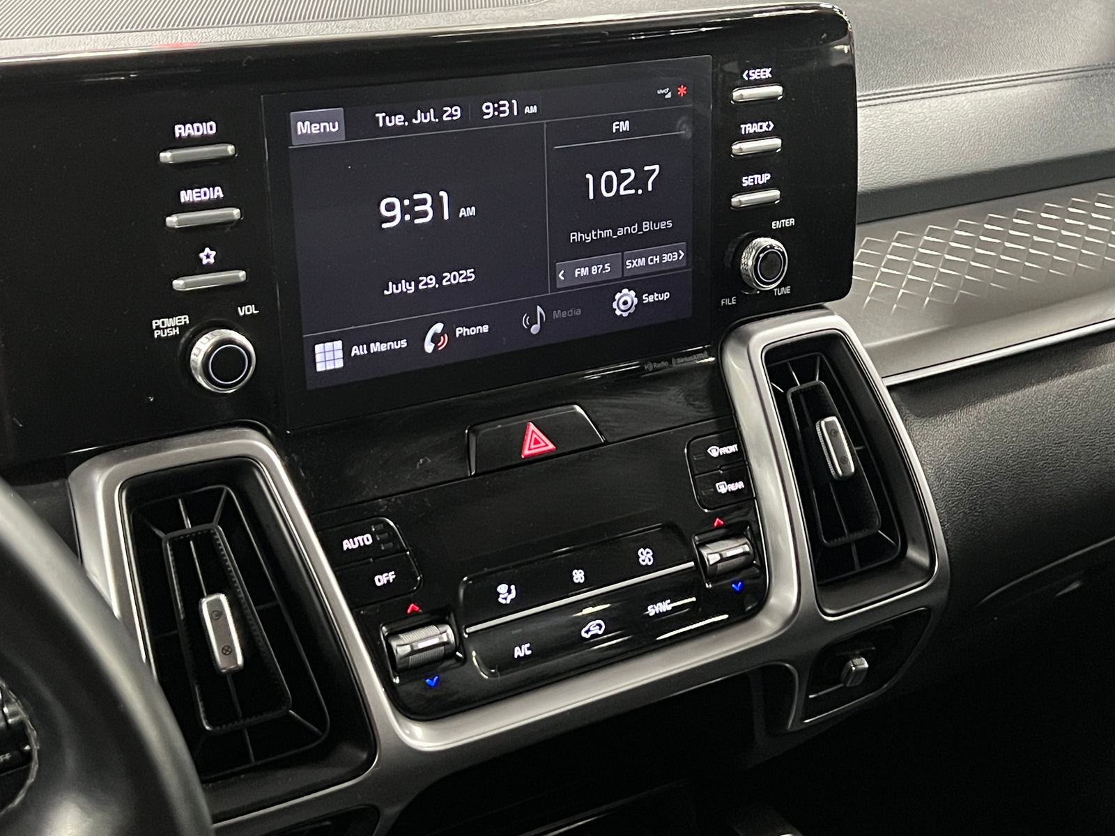 Thumbnail: 2021 Kia Sorento - 3