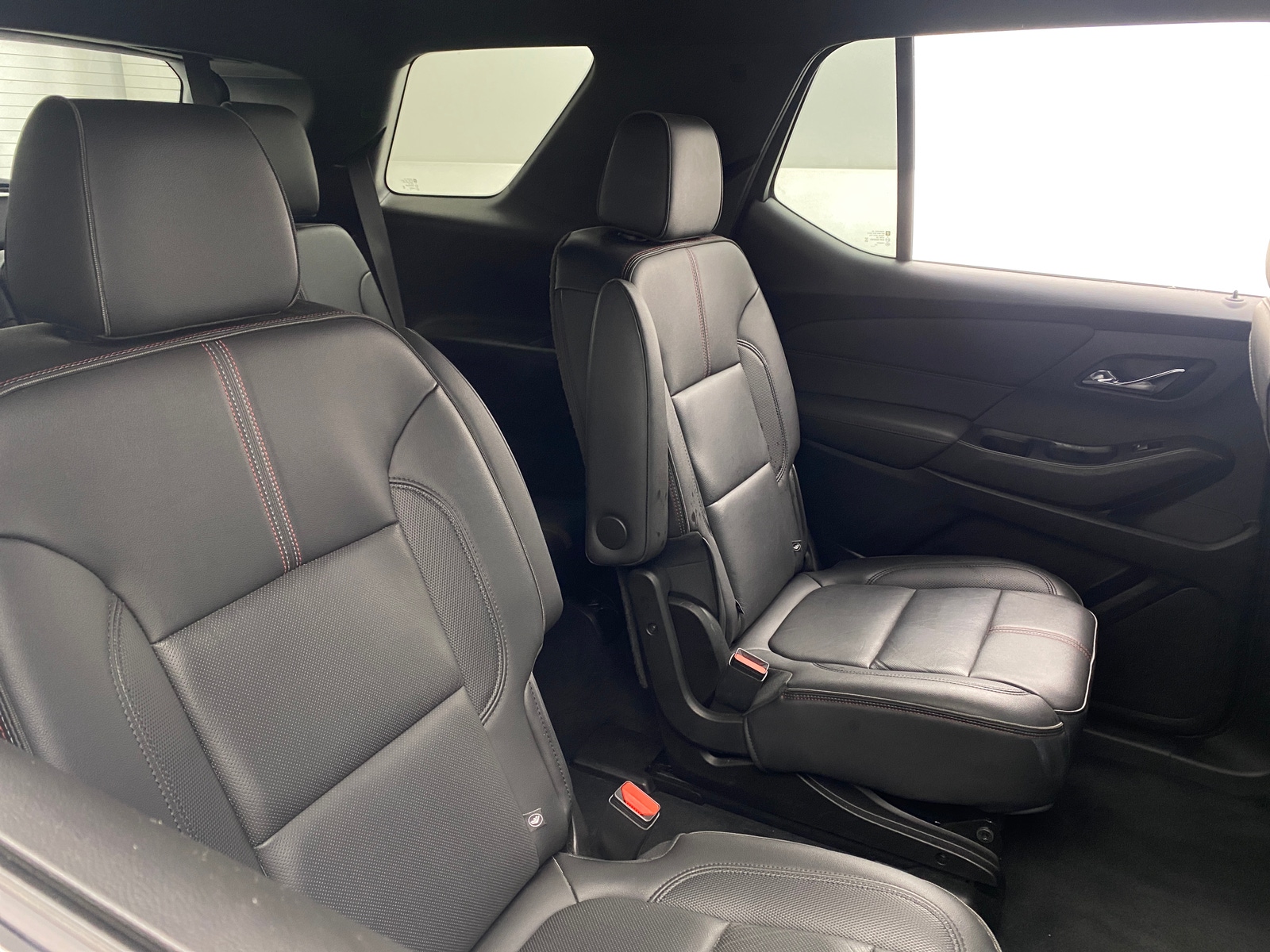 Thumbnail: 2022 Chevrolet Traverse - 5