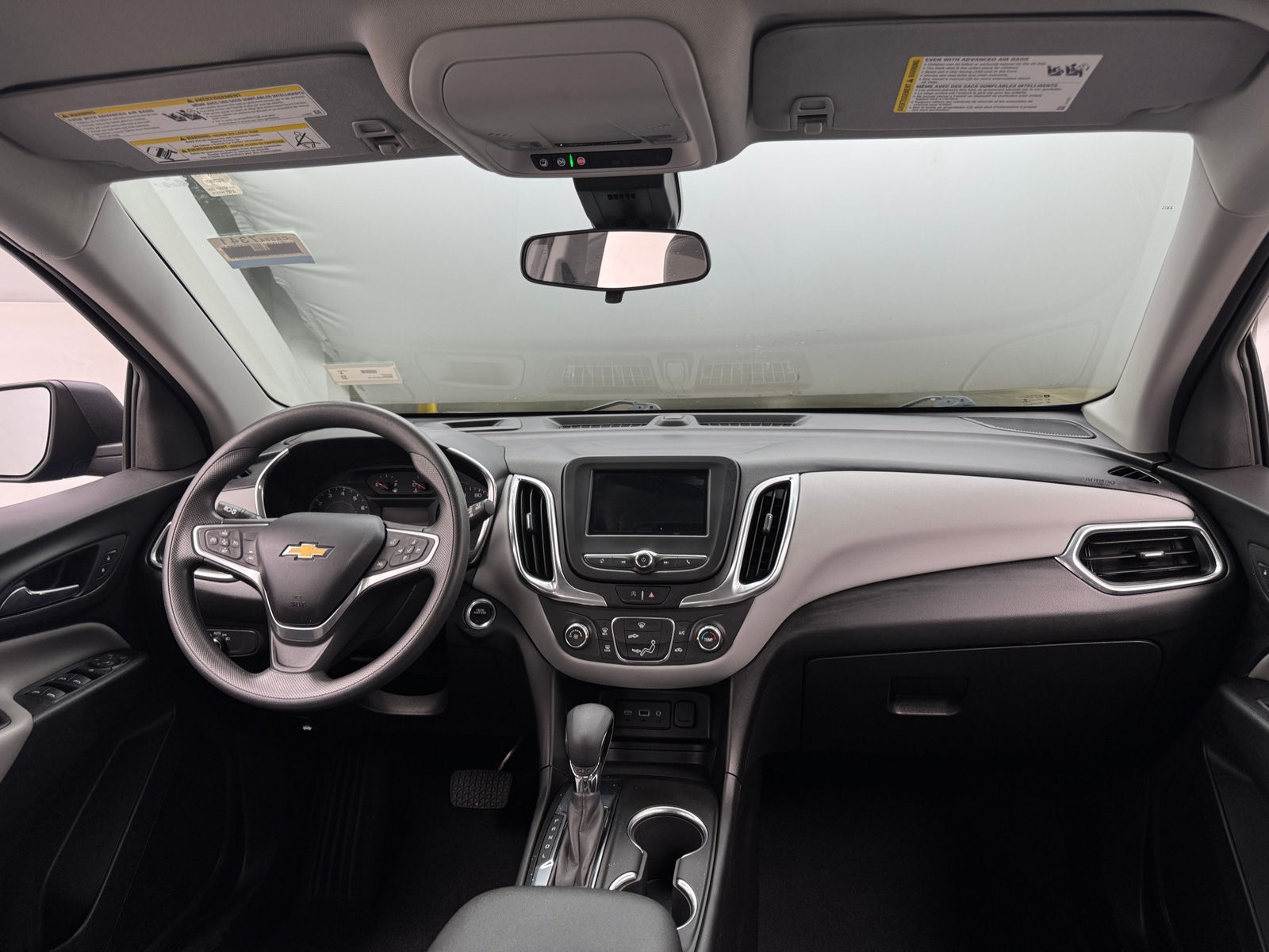 Thumbnail: 2022 Chevrolet Equinox - 3
