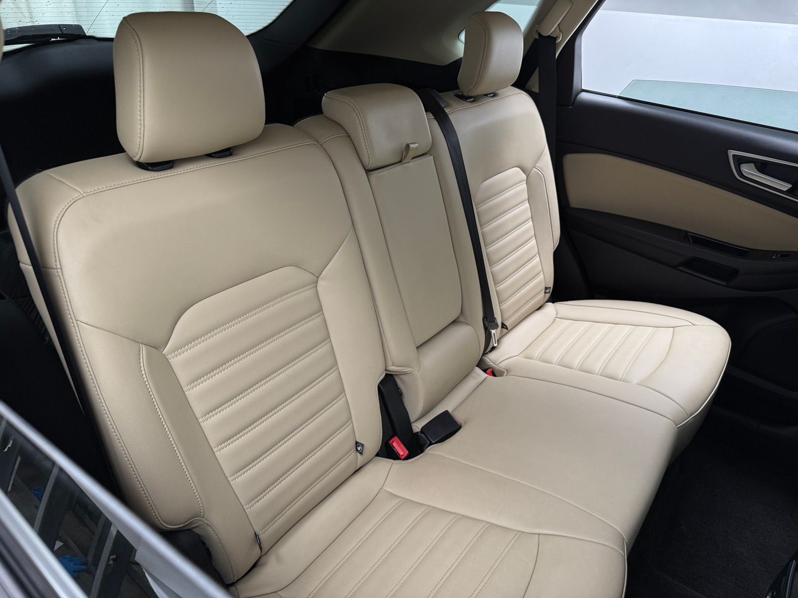 Thumbnail: 2020 Ford Edge - 5