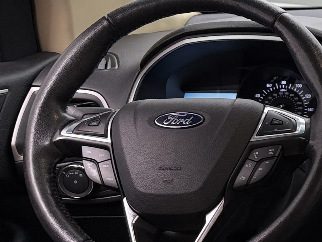 Thumbnail: 2020 Ford Edge - 4