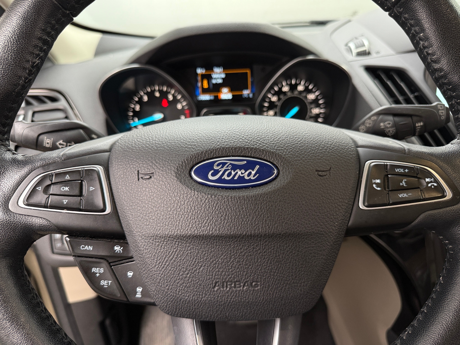 Thumbnail: 2018 Ford Escape - 4