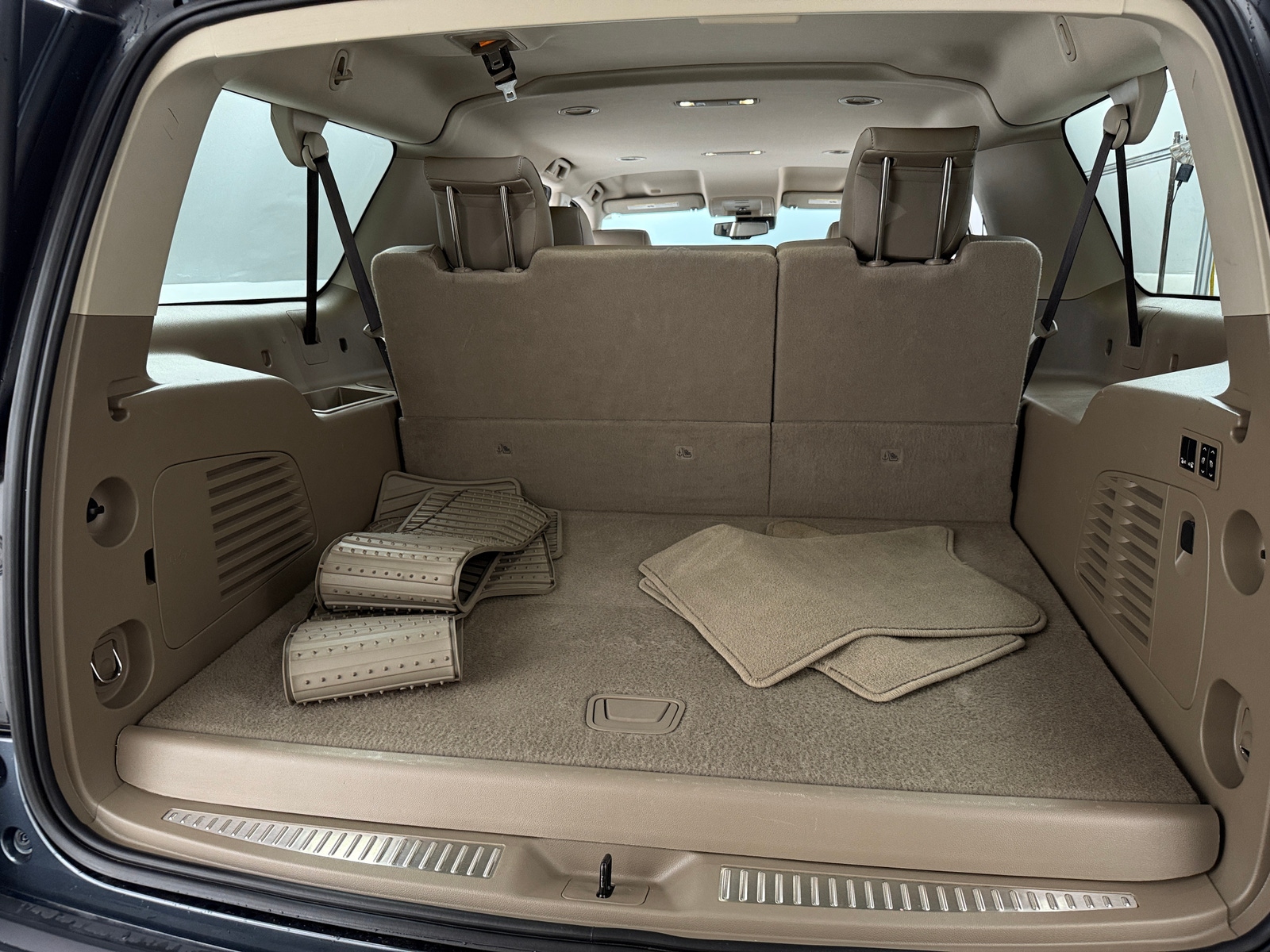 Thumbnail: 2020 Chevrolet Suburban - 6