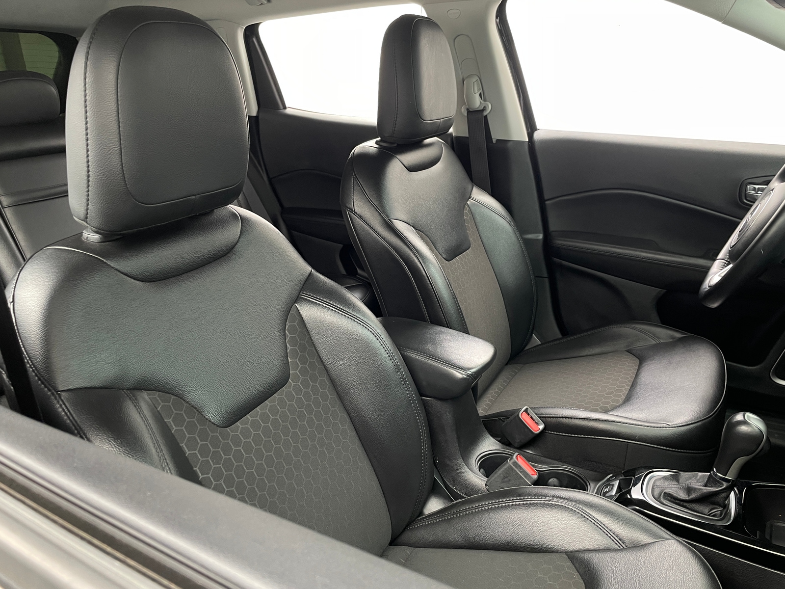 Thumbnail: 2020 Jeep Compass - 2