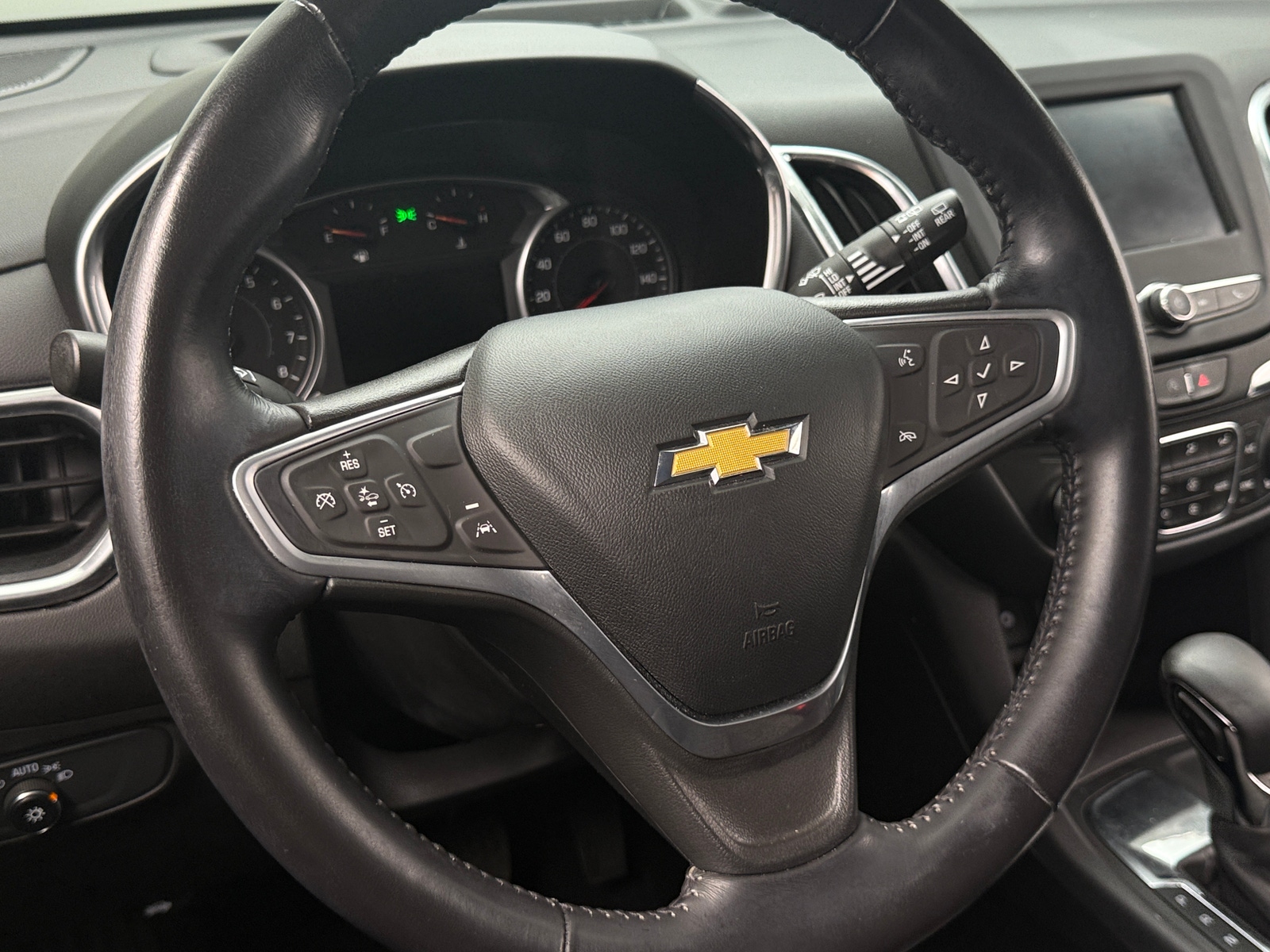 Thumbnail: 2022 Chevrolet Equinox - 5