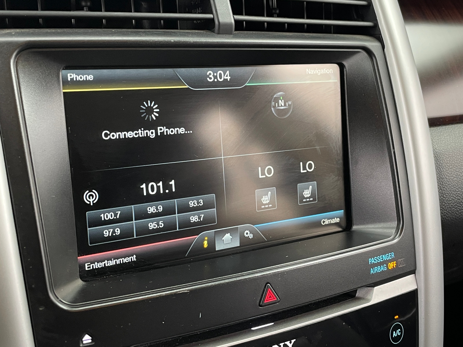Thumbnail: 2014 Ford Edge - 3
