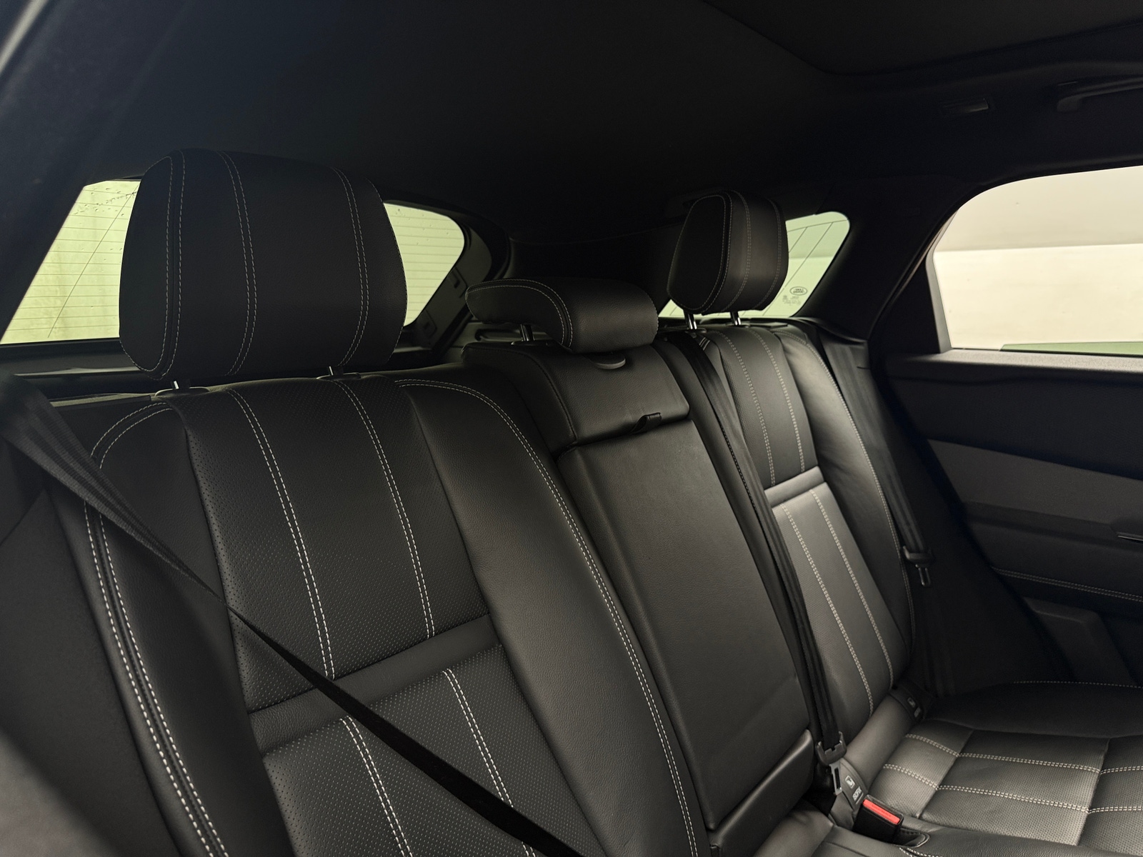 Thumbnail: 2018 Land Rover Range Rover Velar - 5