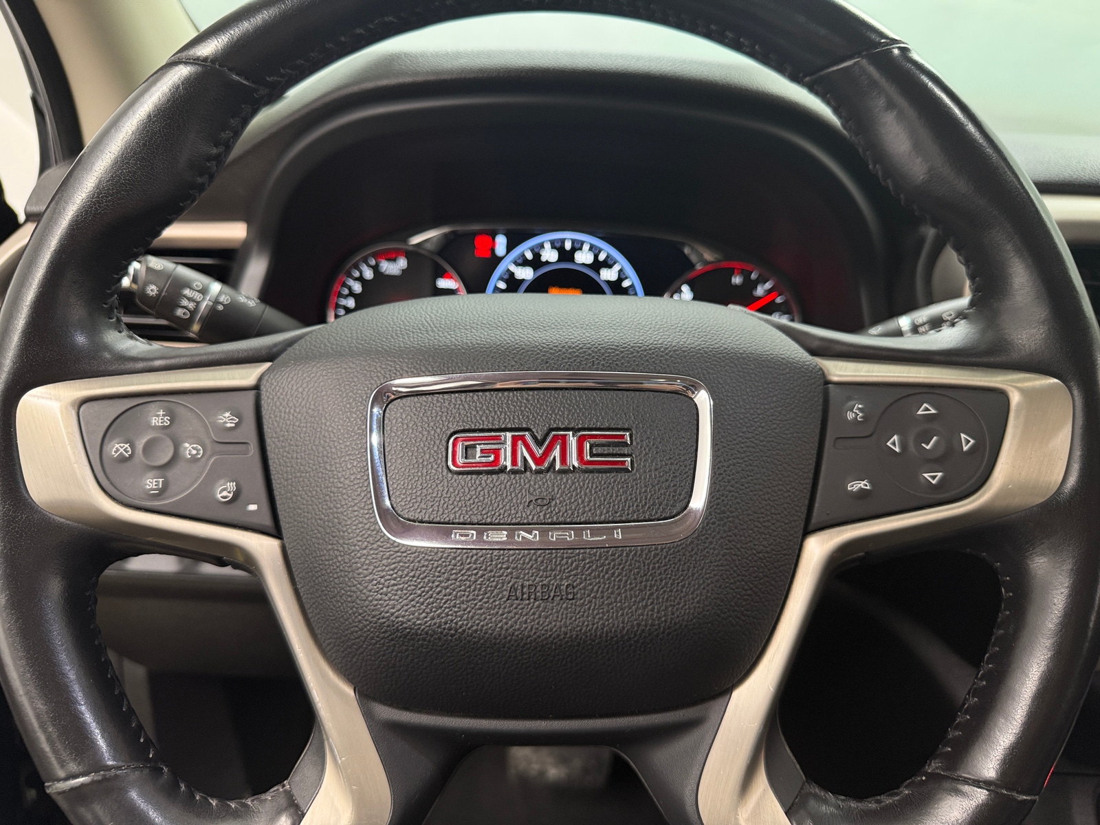 Thumbnail: 2021 GMC Acadia - 4