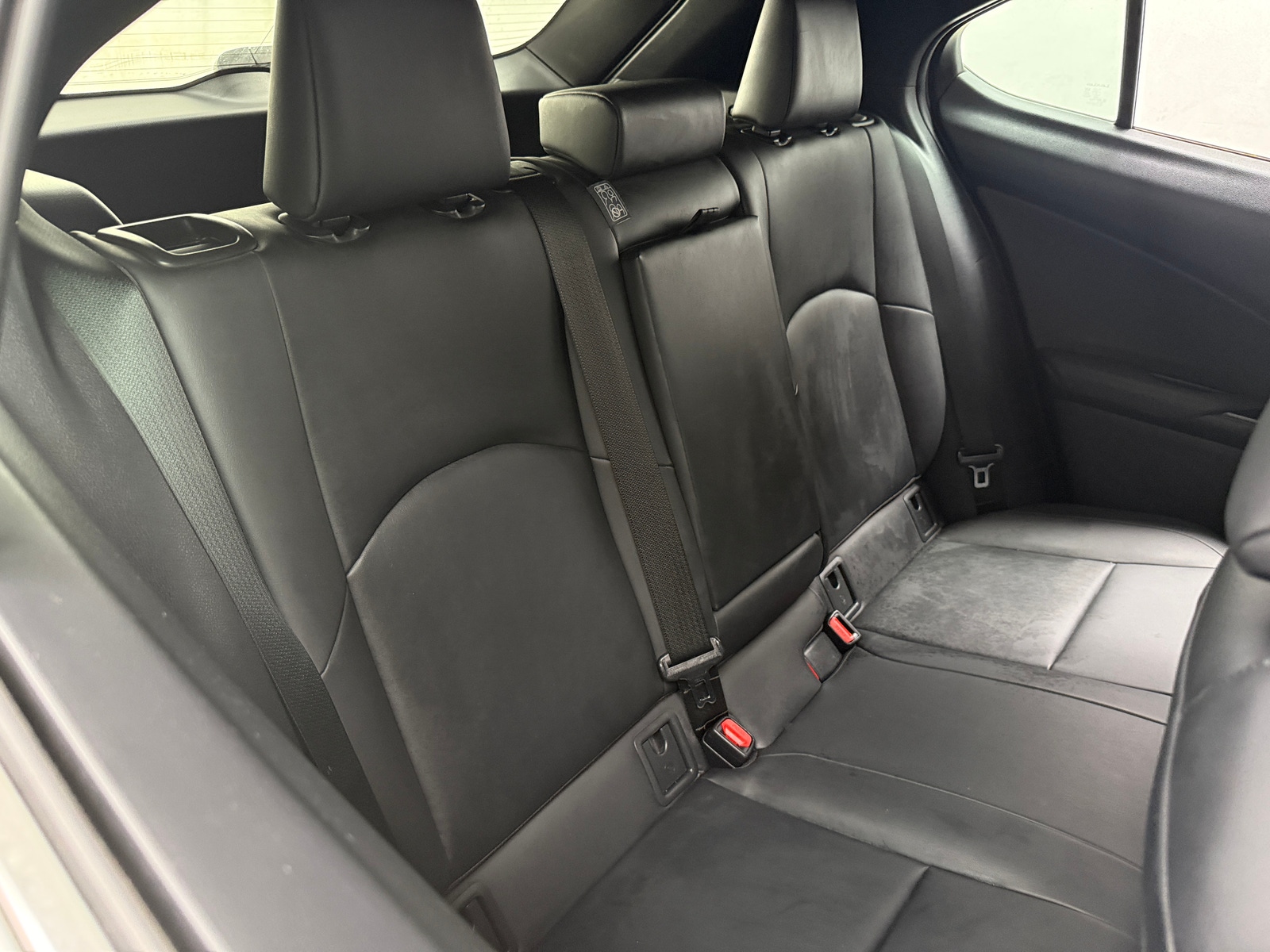 Thumbnail: 2021 Lexus UX - 6