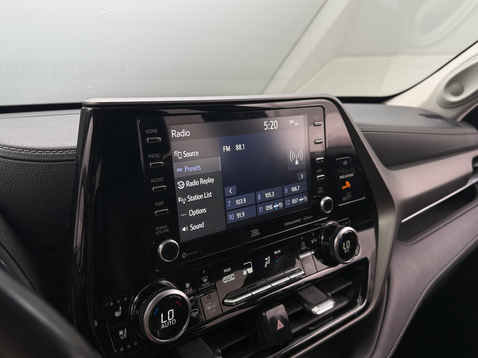 Thumbnail: 2021 Toyota Highlander - 3
