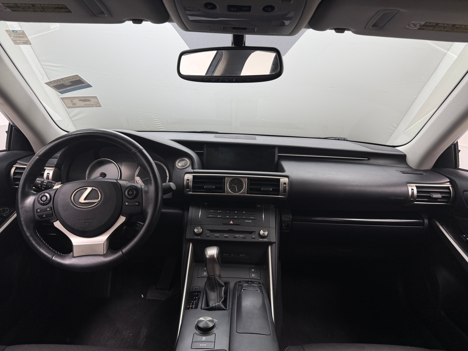 Thumbnail: 2015 Lexus IS - 3