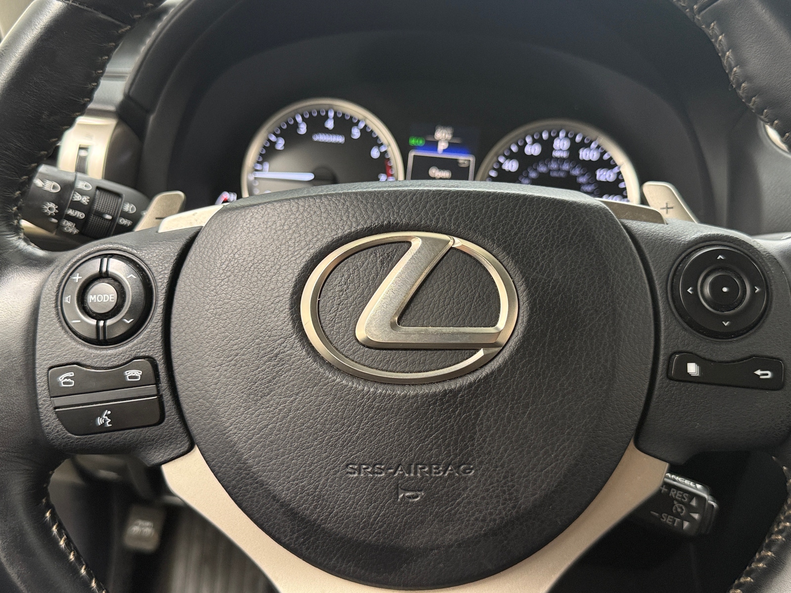 Thumbnail: 2015 Lexus IS - 5