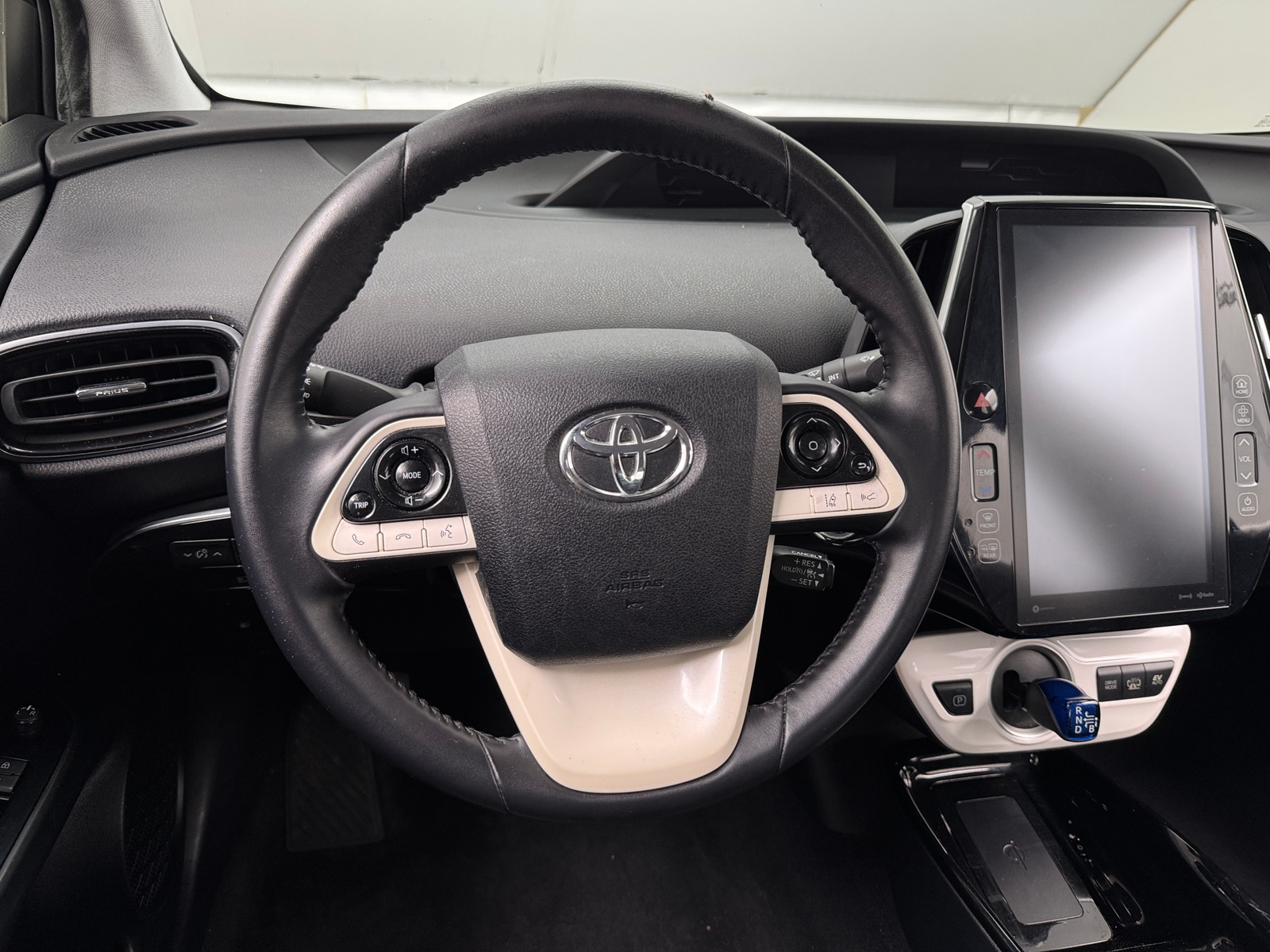 Thumbnail: 2019 Toyota Prius Prime - 4