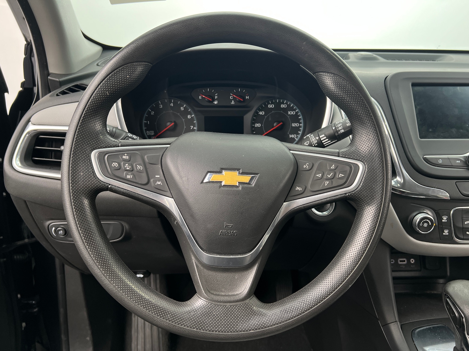 Thumbnail: 2022 Chevrolet Equinox - 5