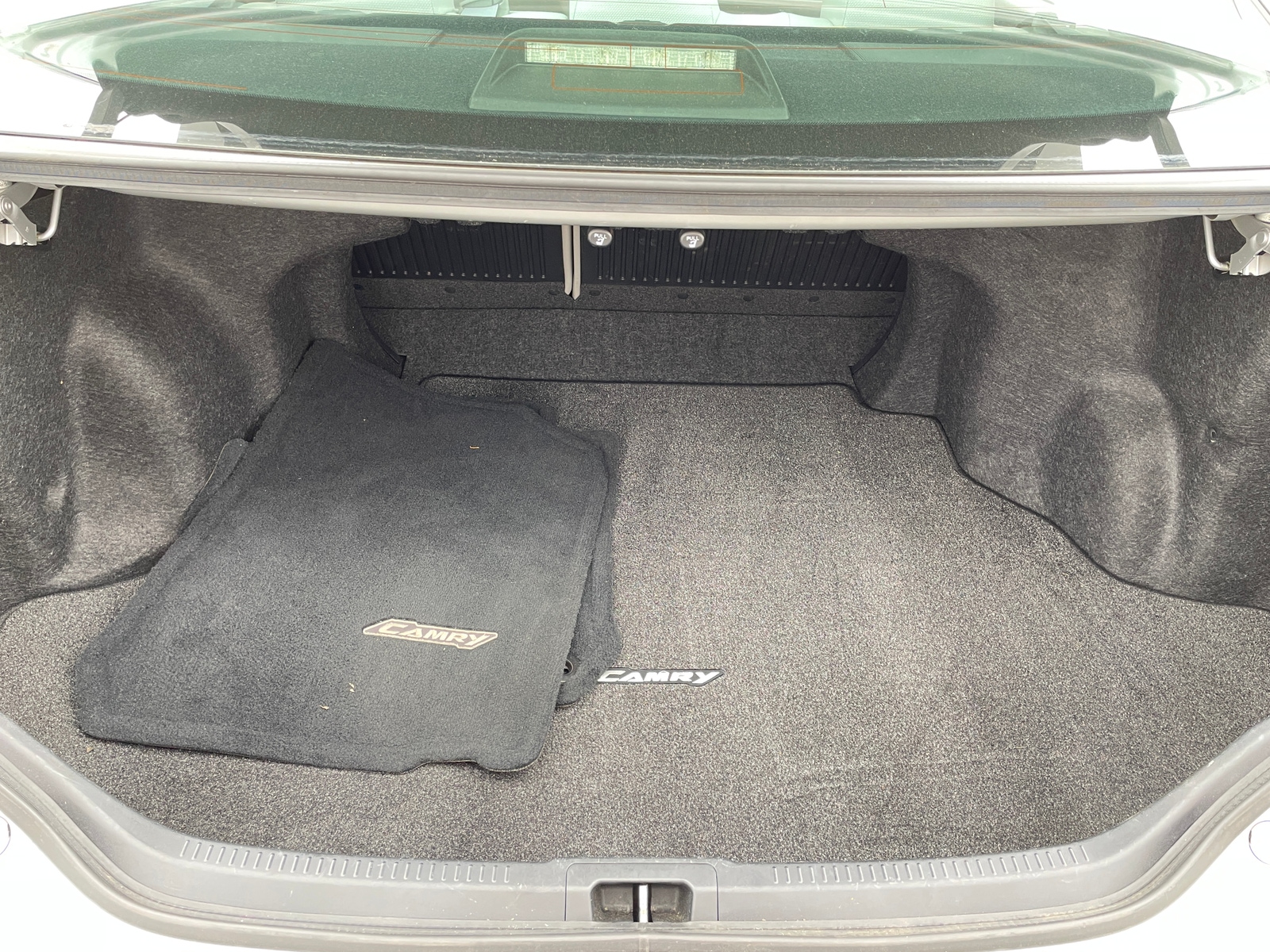 Thumbnail: 2012 Toyota Camry - 7