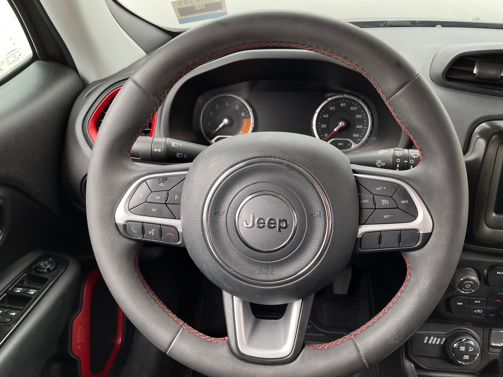 Thumbnail: 2020 Jeep Renegade - 5