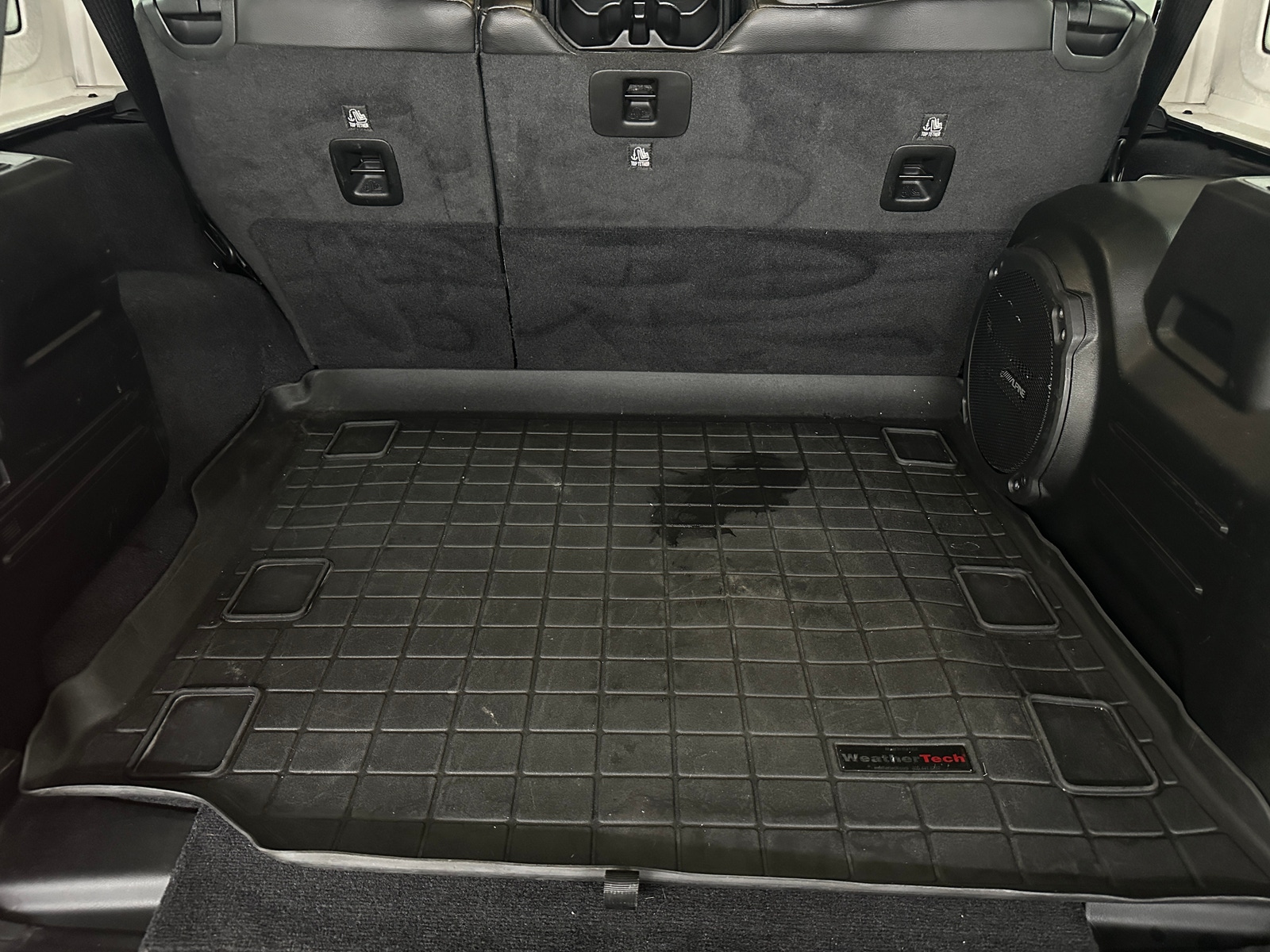 Thumbnail: 2021 Jeep Wrangler - 6