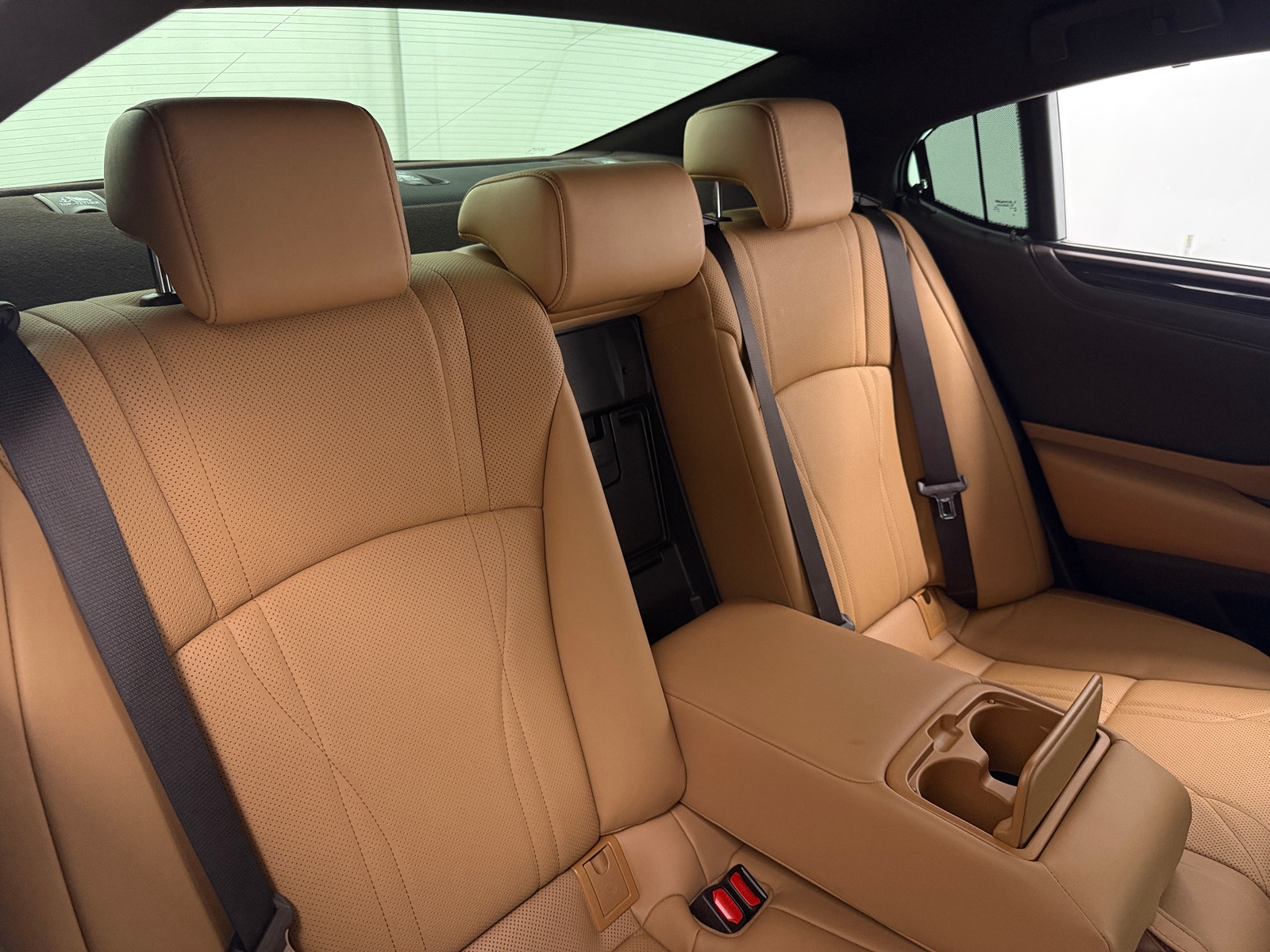 Thumbnail: 2021 Lexus ES - 5