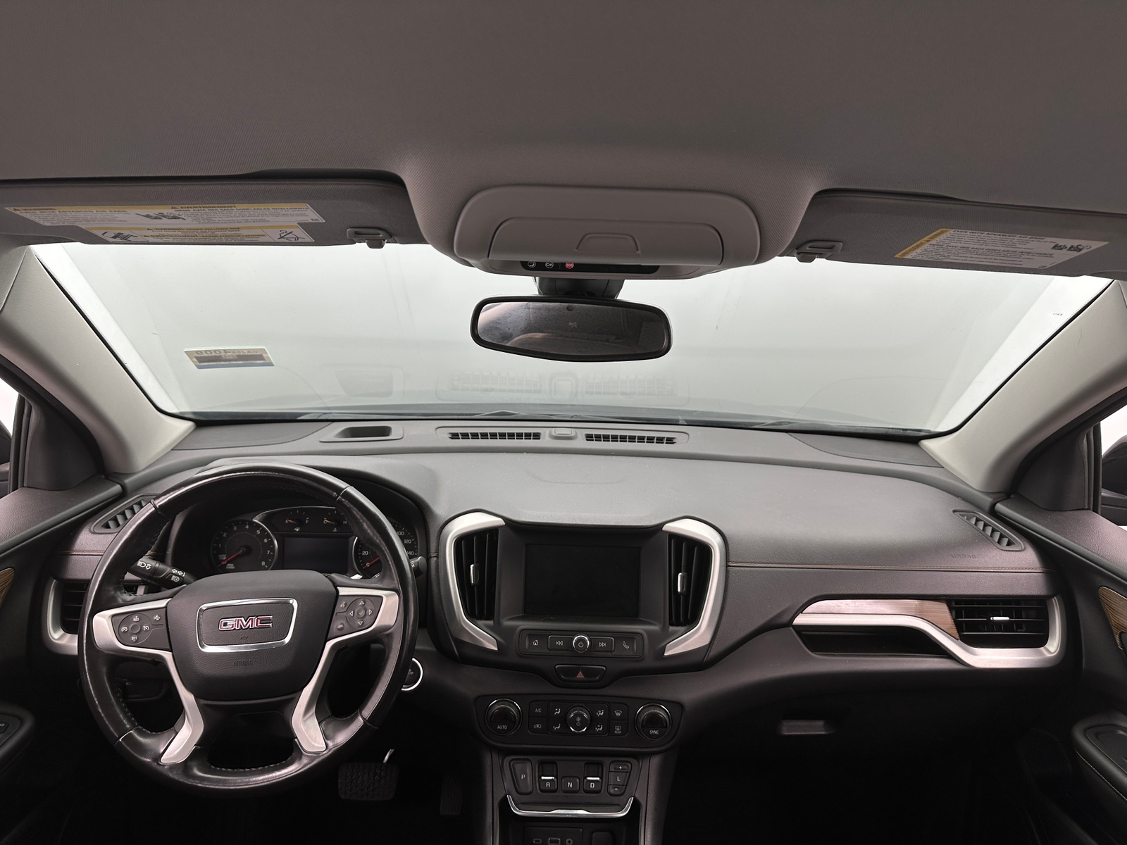 Thumbnail: 2020 GMC Terrain - 3
