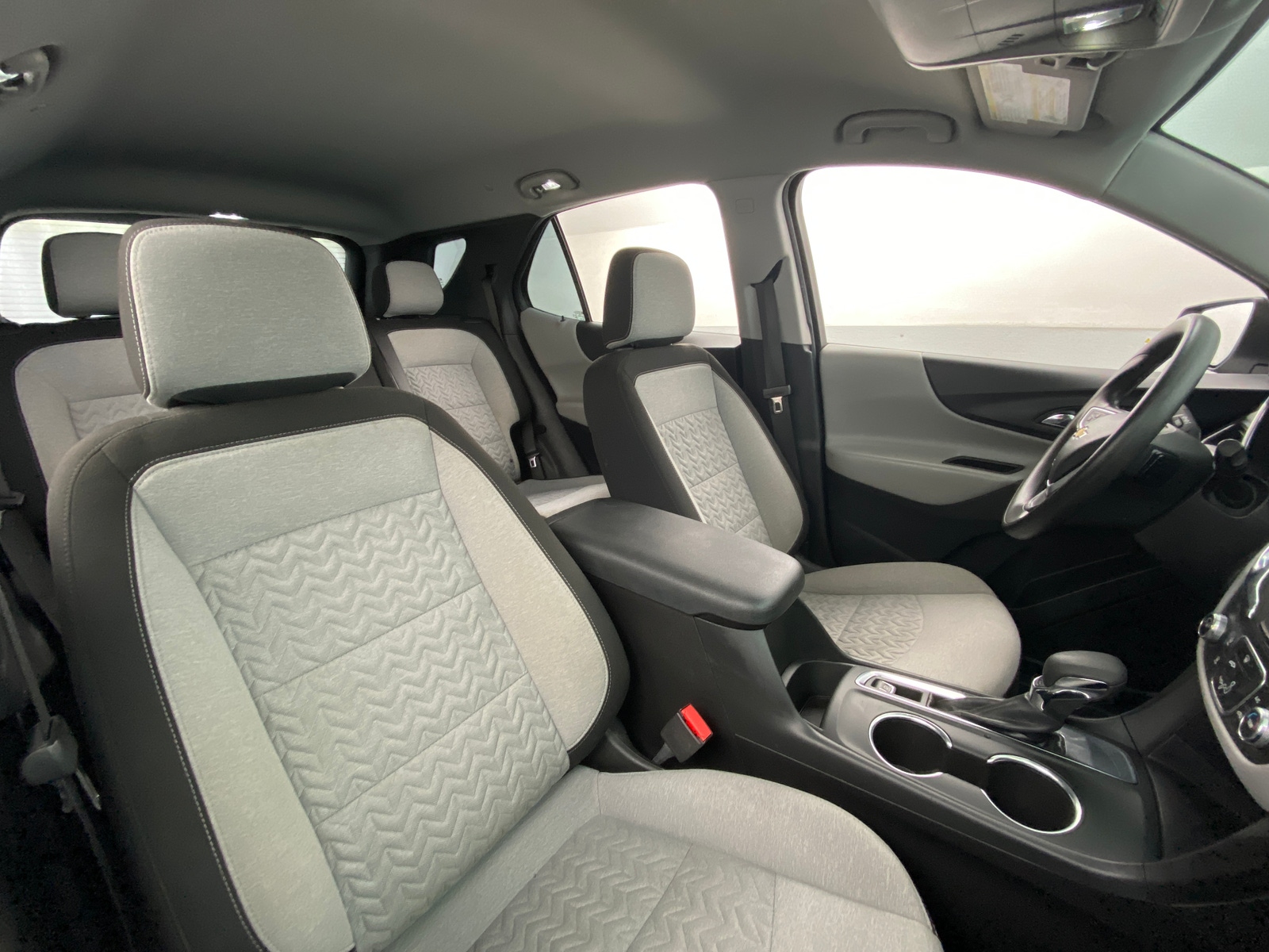 Thumbnail: 2022 Chevrolet Equinox - 2
