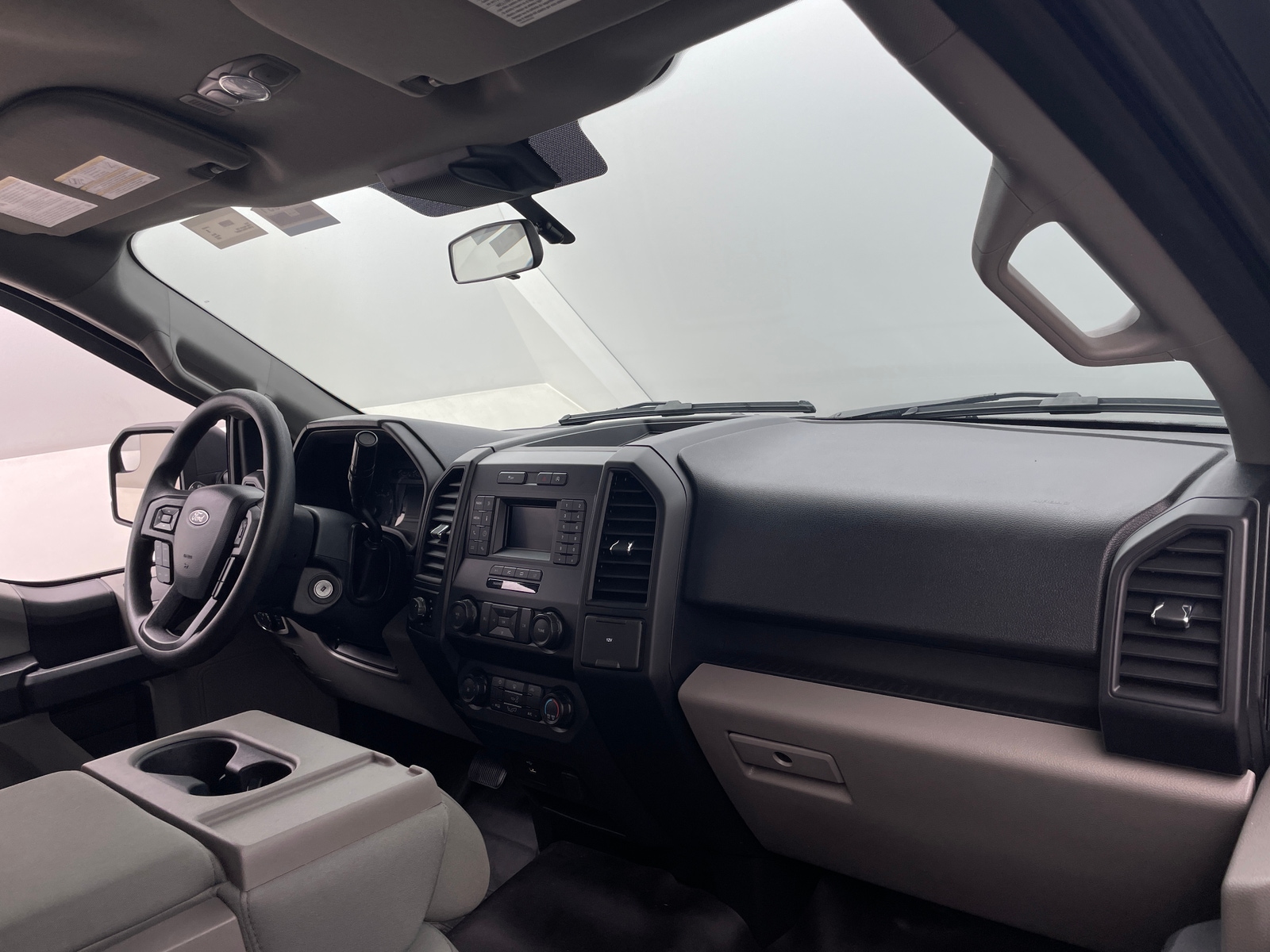 Thumbnail: 2020 Ford Econoline - 3