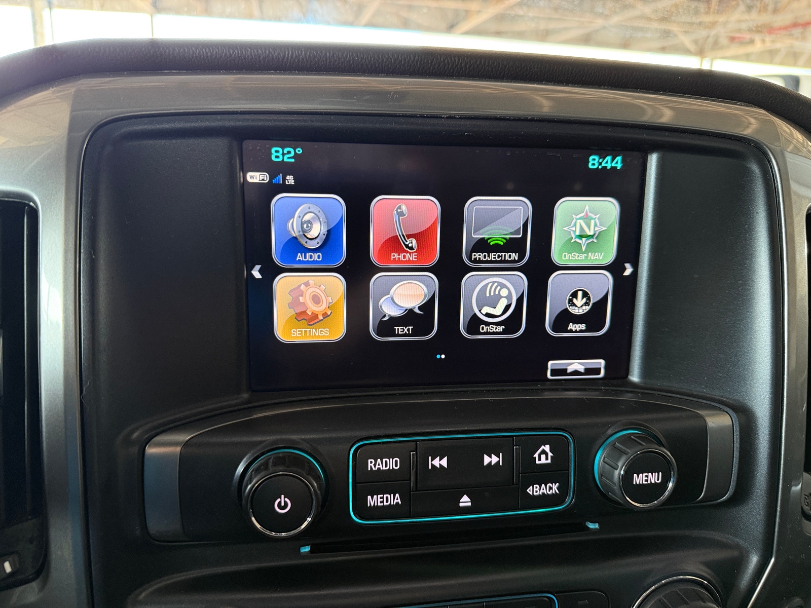Thumbnail: 2018 Chevrolet Silverado 1500 - 4