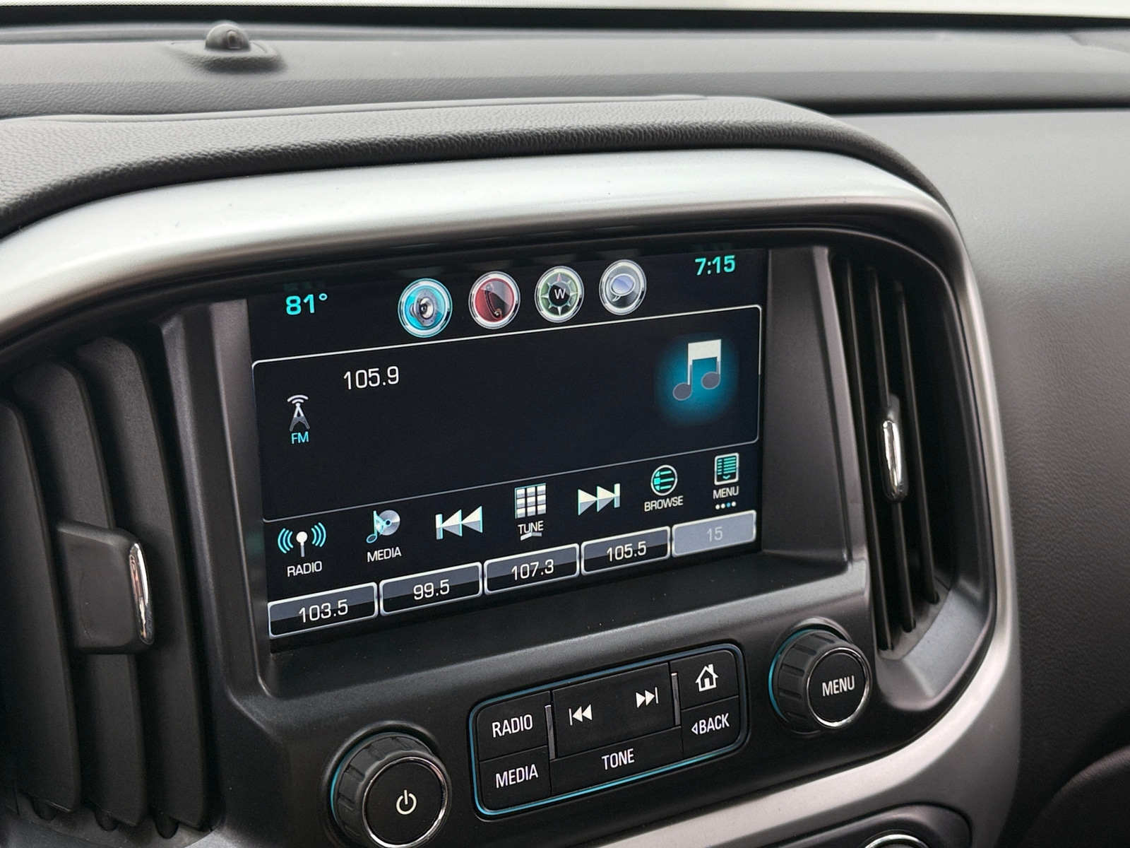 Thumbnail: 2016 Chevrolet Colorado - 3